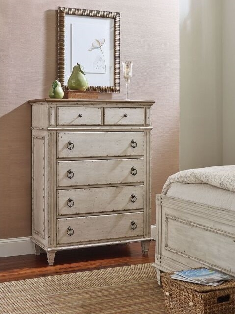 Southbury Wood Panel Bedroom Set