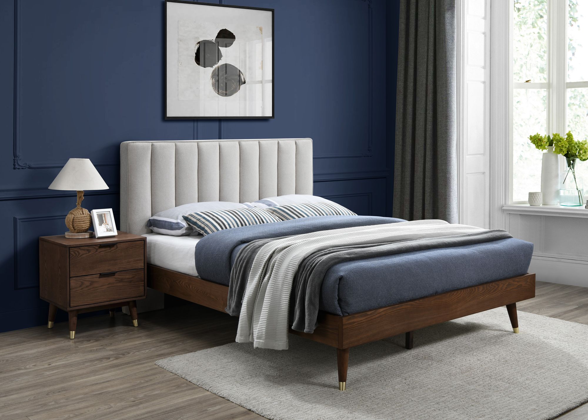 Vance Mid-Century Modern Linen Fabric King Size Bed