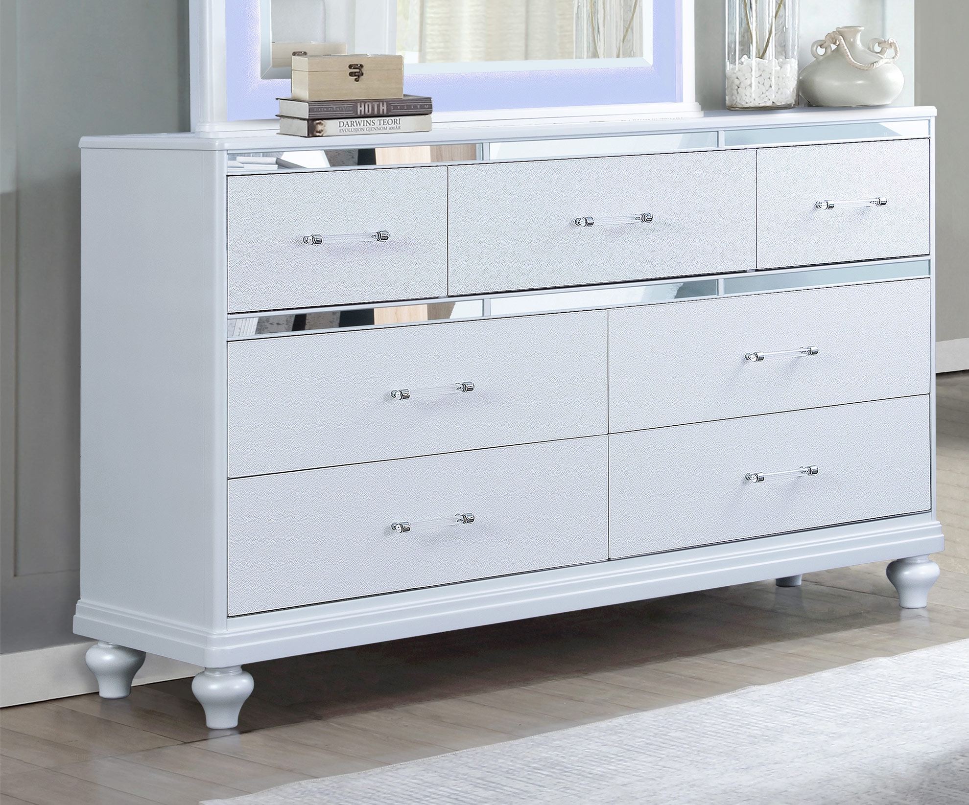 SM 5189 Upholstery/Wood Panel Bedroom Set w/LED