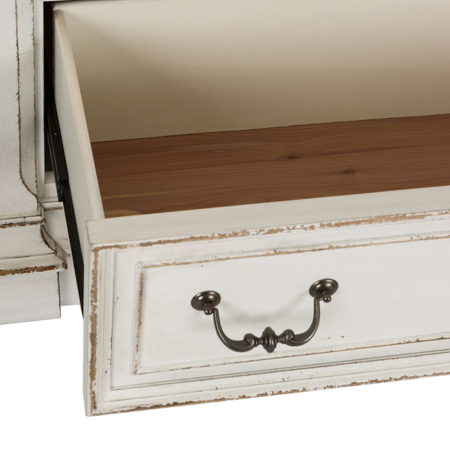 Abbey Park Wood 7-Drawer Dresser