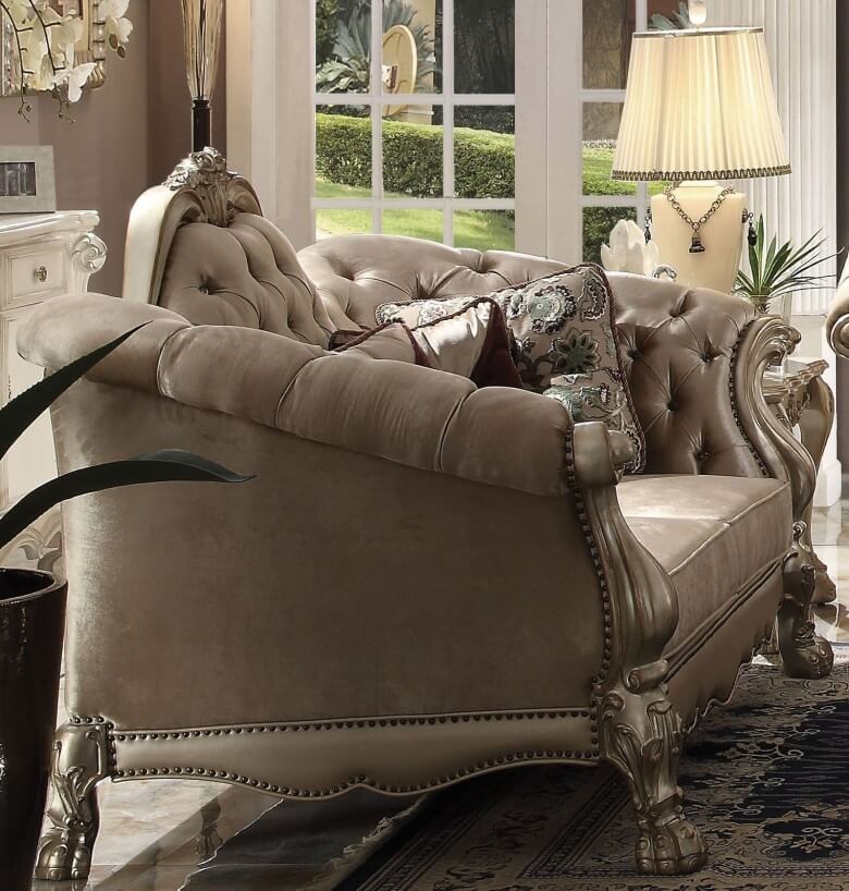 Dresden Loveseat, Composition 1