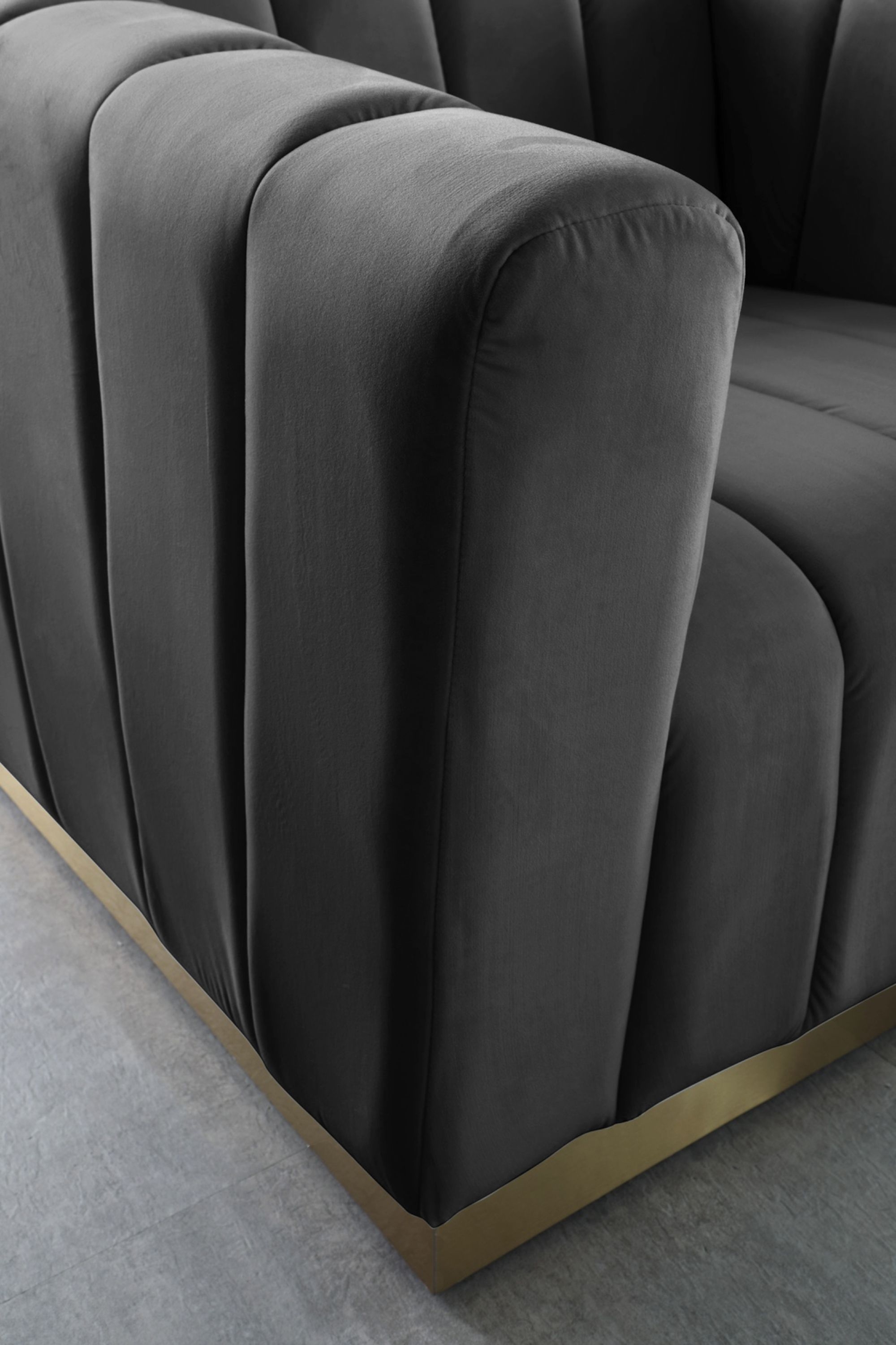 Marlon Velvet Chair