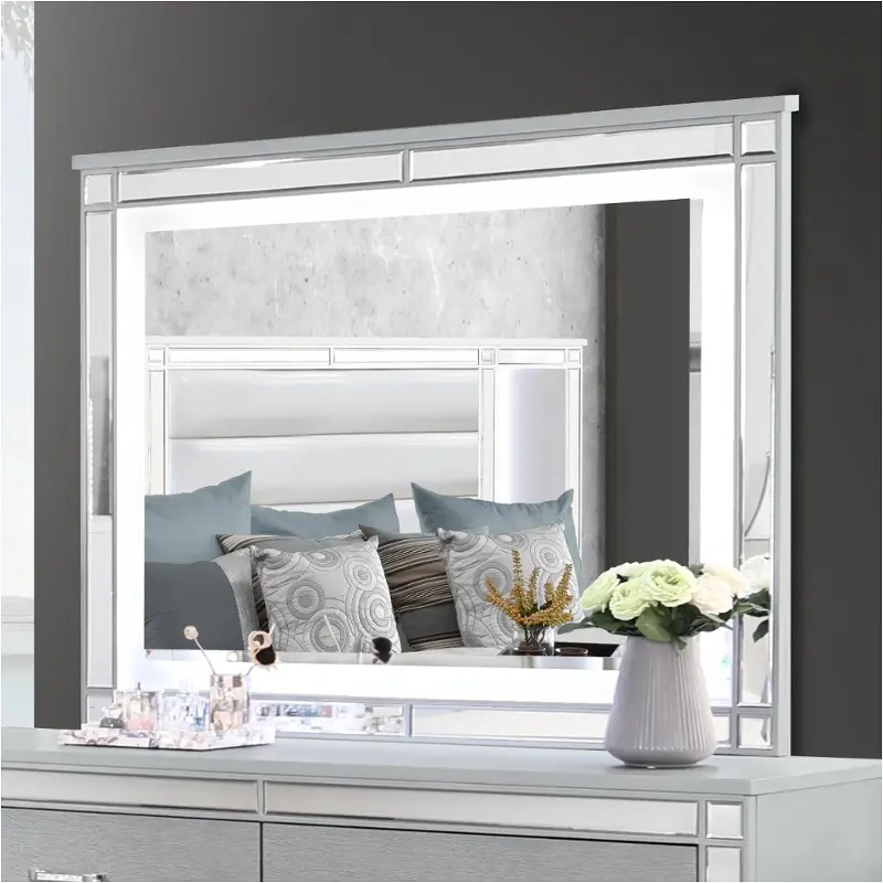 SM Calipso Wood/Velvet Padding Bedroom Set w/Led