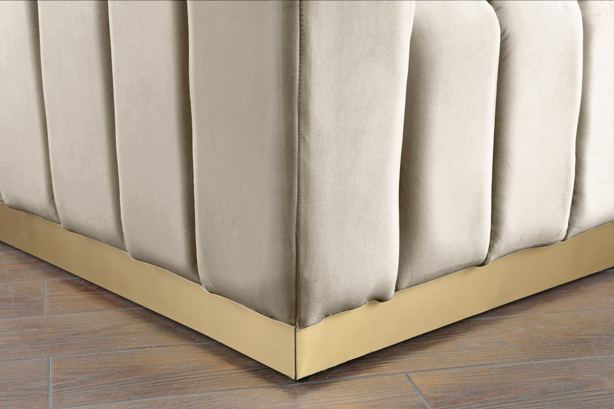 Marlon Velvet Chair