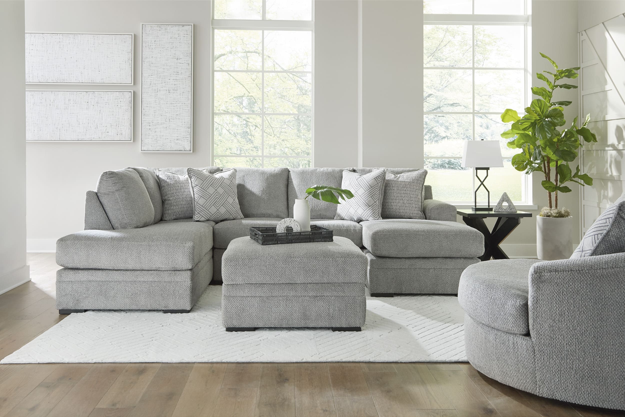 Casselbury 2-Piece Polyester U-Shaped Sectional Sofa w/Left Arm Chaise Facing