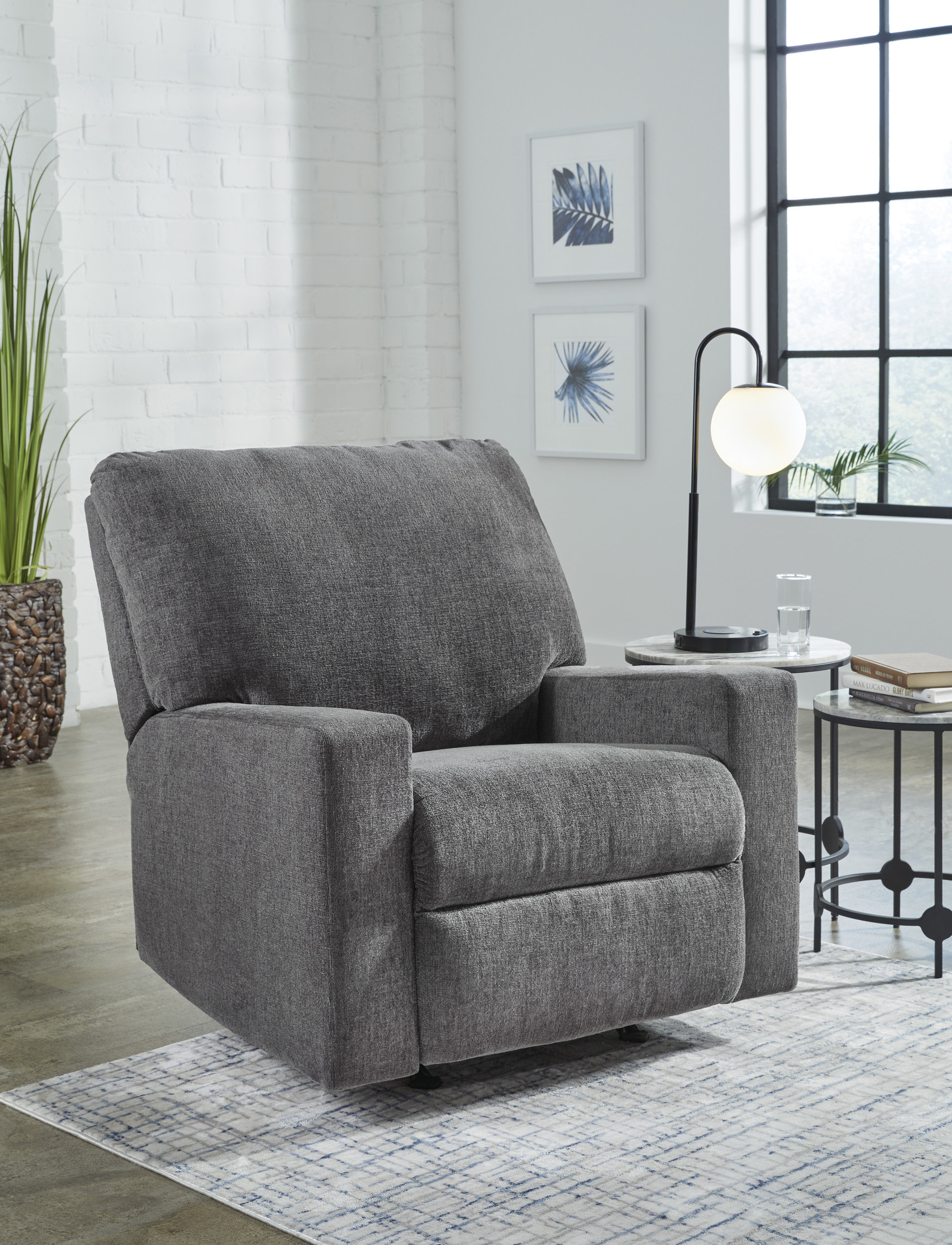 Rannis Polyester Living Room Set
