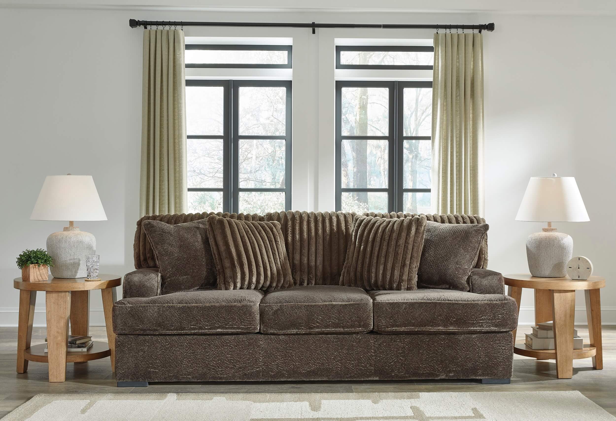 Ashley Furniture Aylesworth Chocolate Sofa