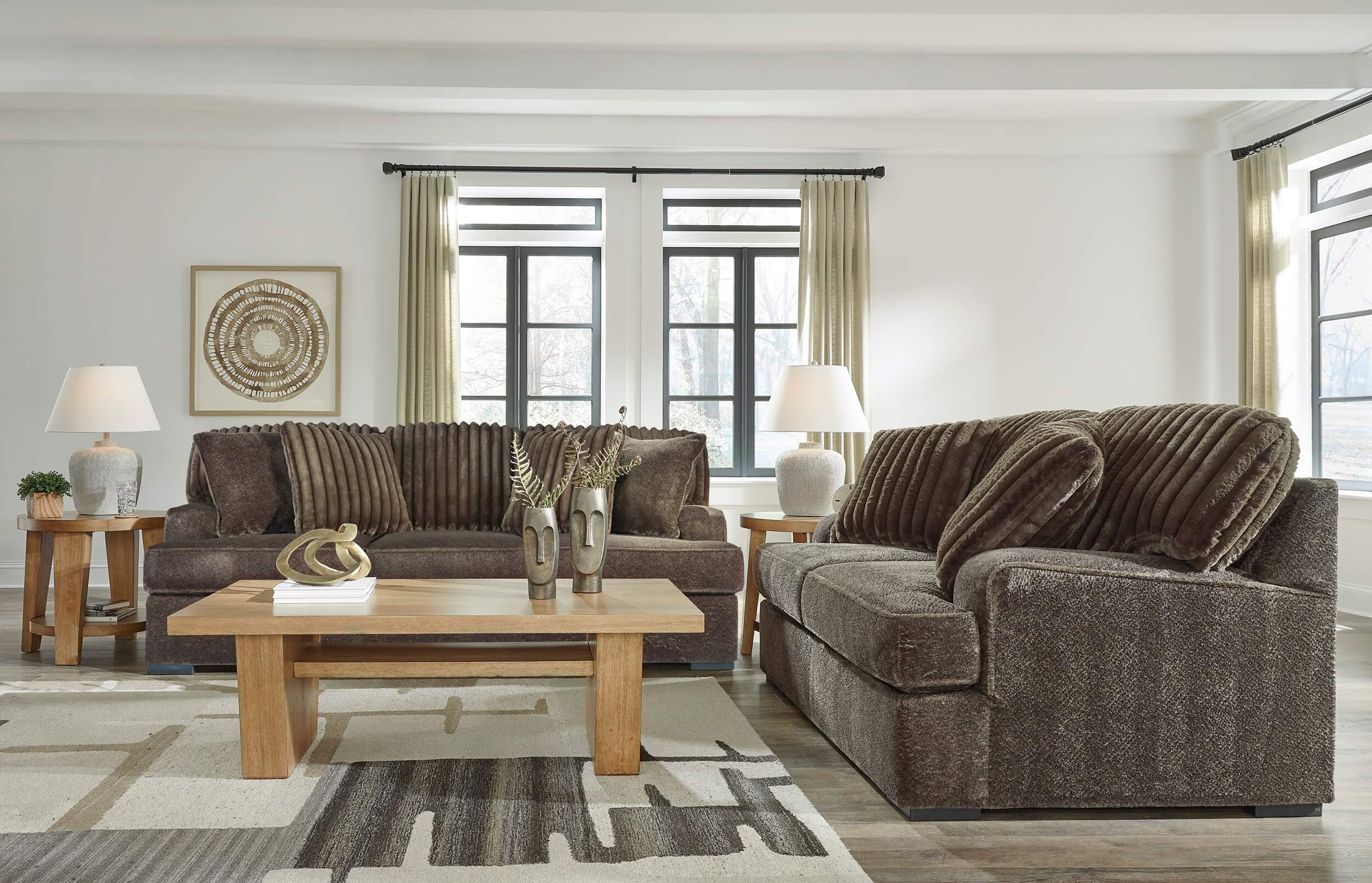 SM Aylesworth Fabric Living Room Set