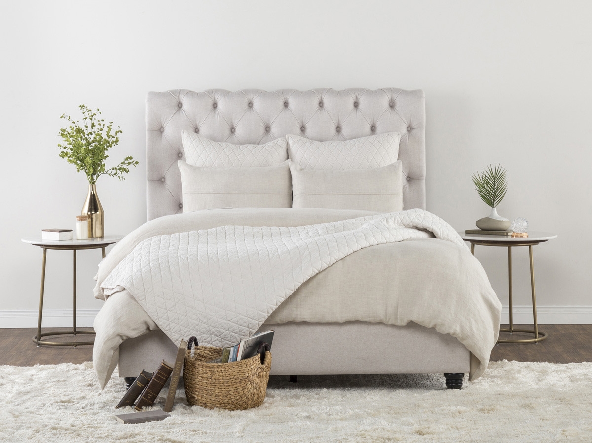 Doheney Eastern King Size Bed