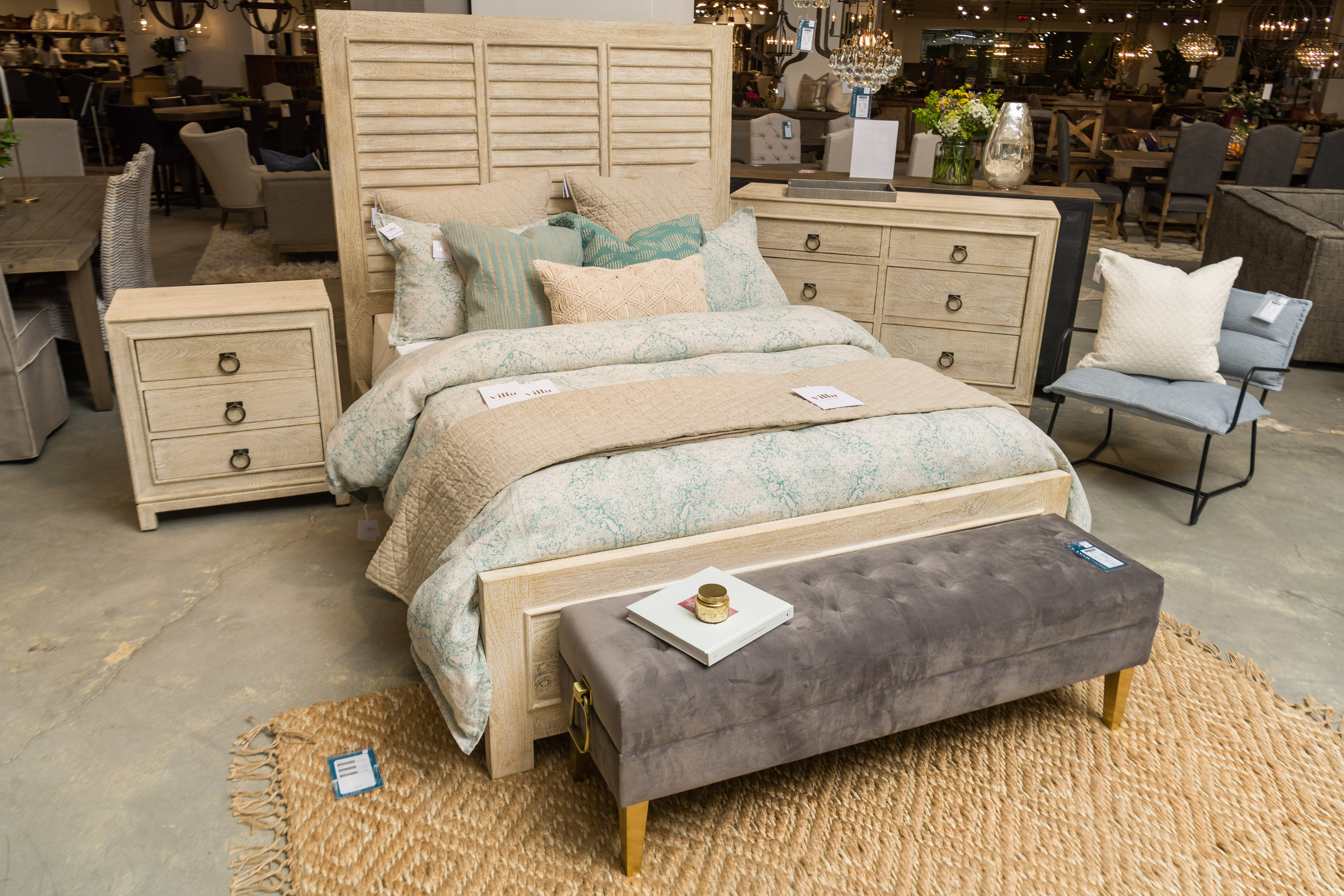 Capetown Wood 3-Drawer Nightstand