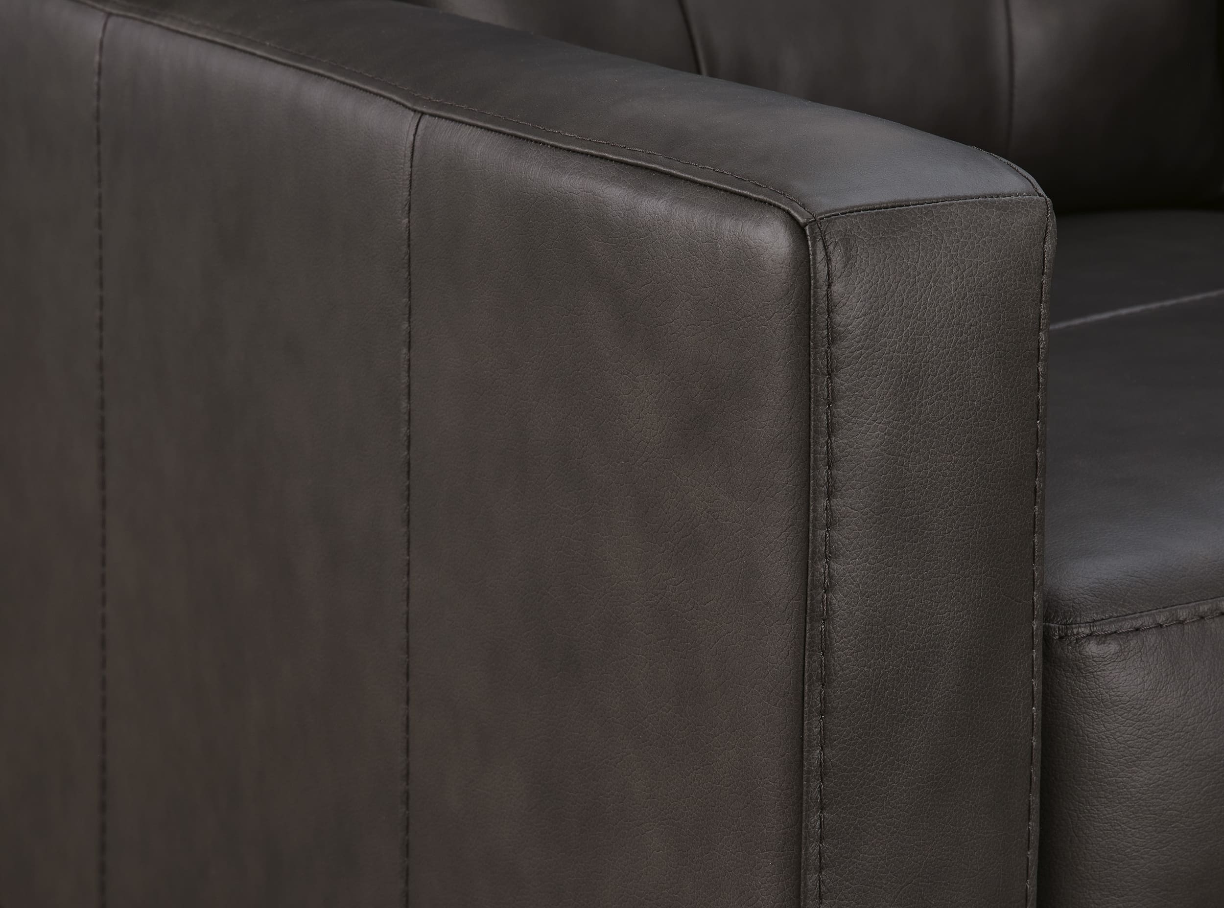 Belziani Leather Loveseat