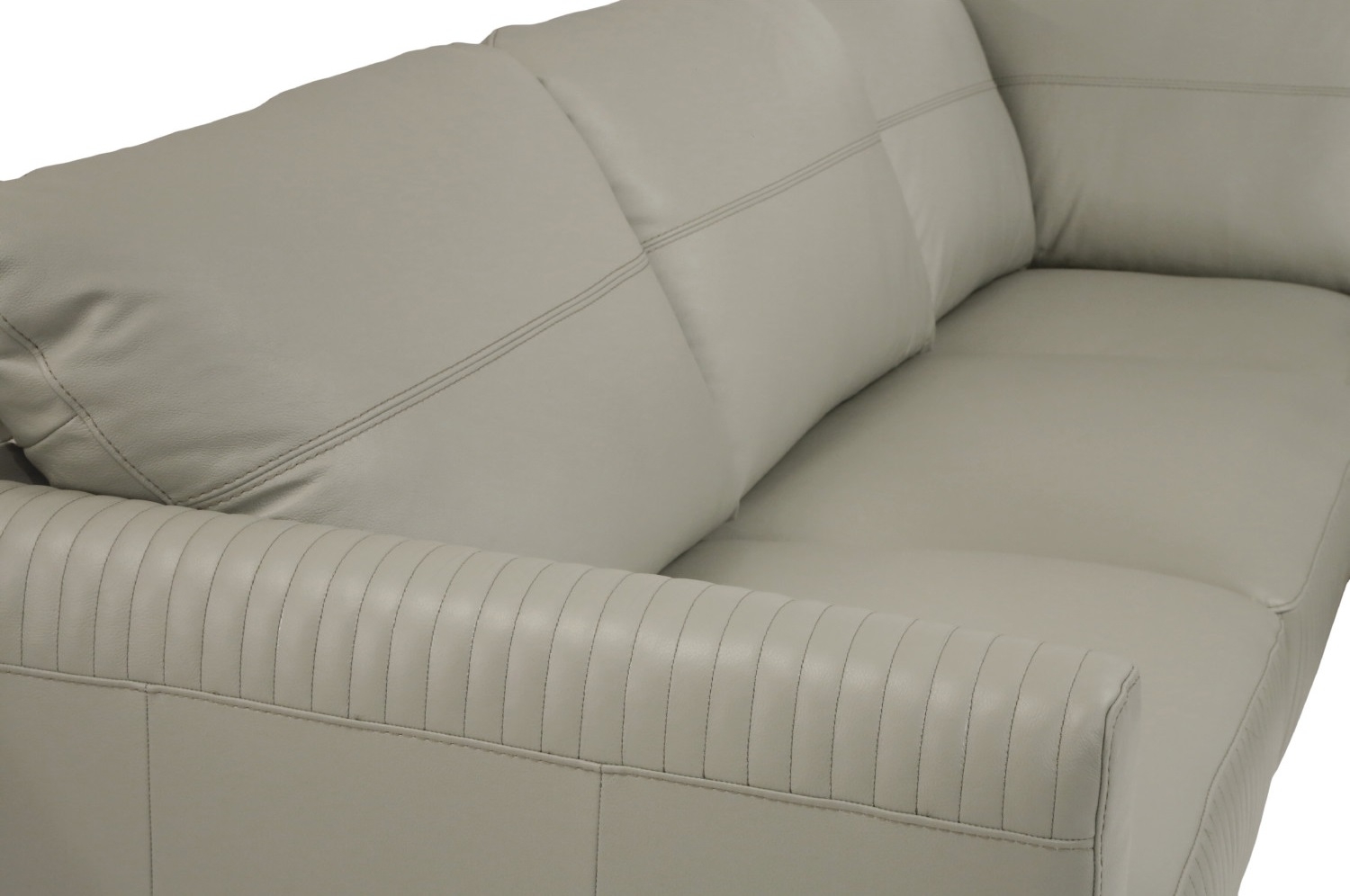 Tampa Leather L-Shaped Sectional Sofa w/Right Facing Chaise