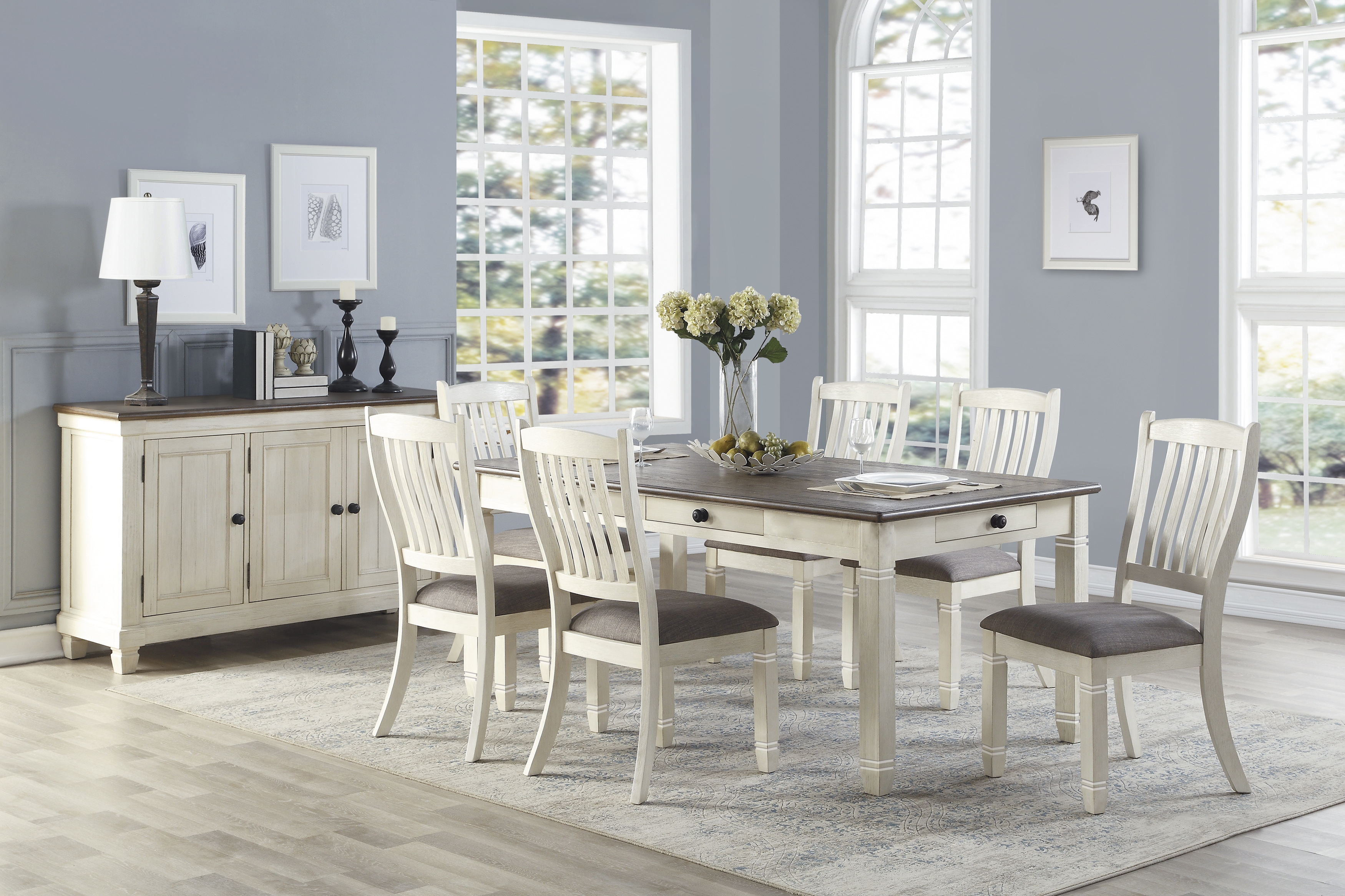 Granby Traditional Dining Room Set