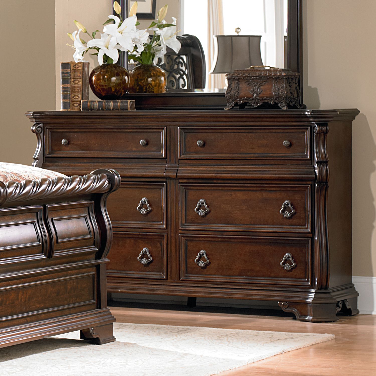 Arbor Place Wood Sleigh Bedroom Set | Traditional Brownstone
