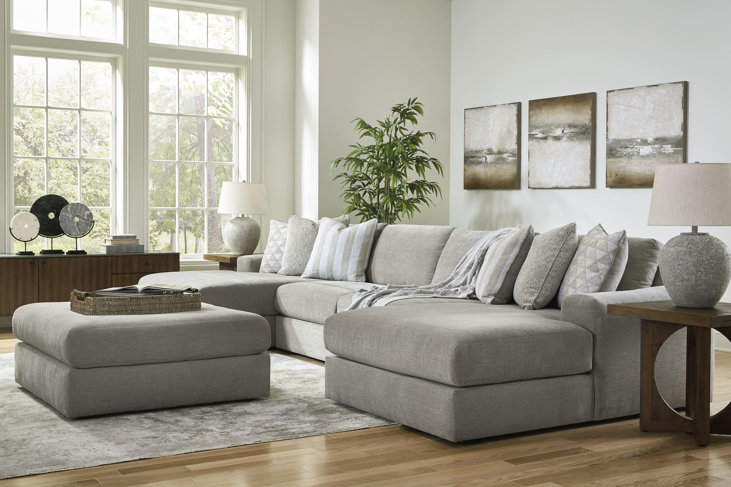 Avaliyah Polyester Oversized Accent Ottoman