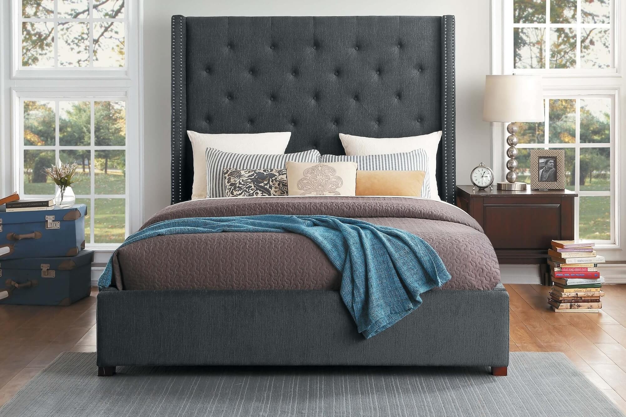 Fairborn Fabric Button-Tufted Platform Bed, Queen Size