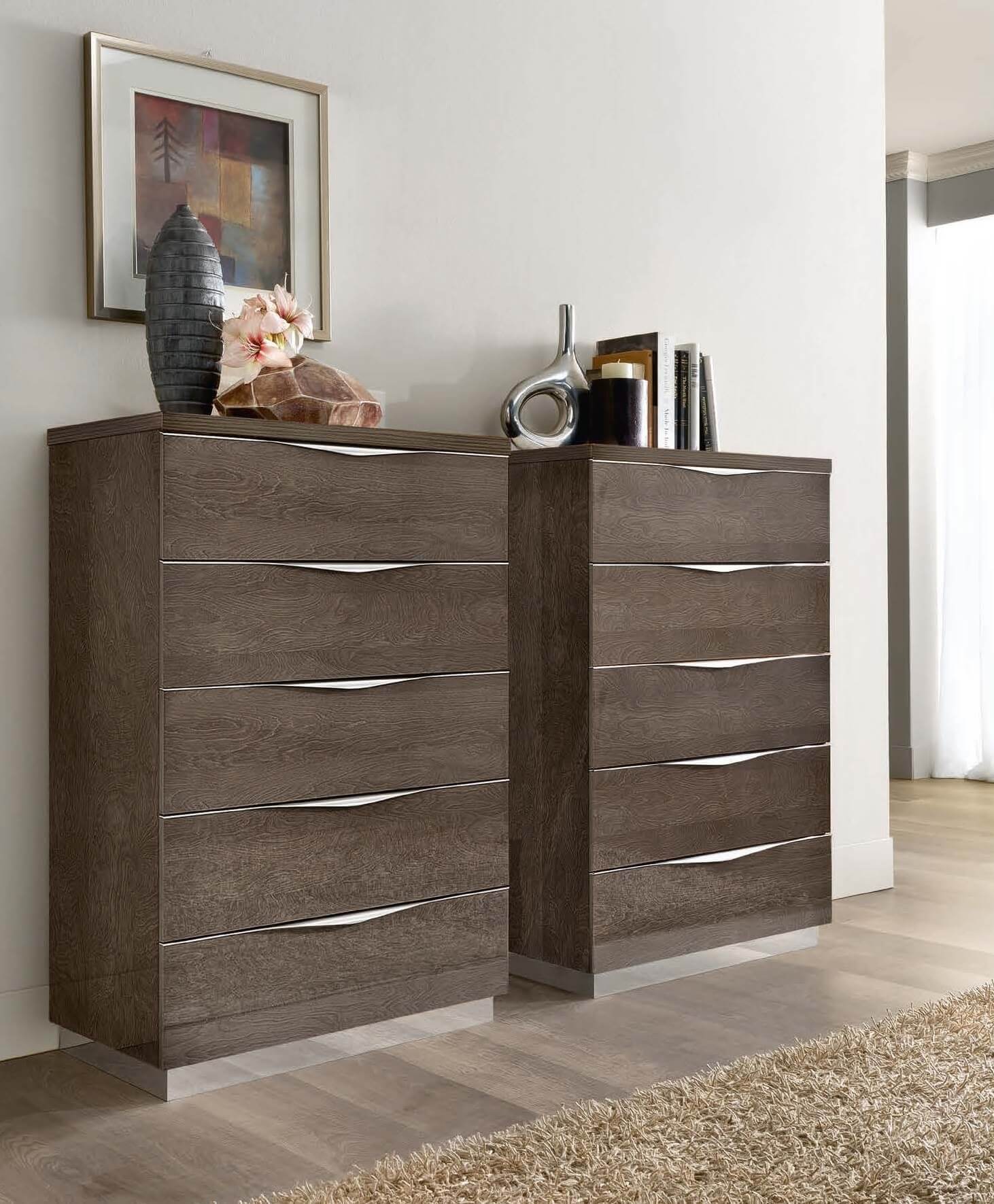 Platinum Wood Chest