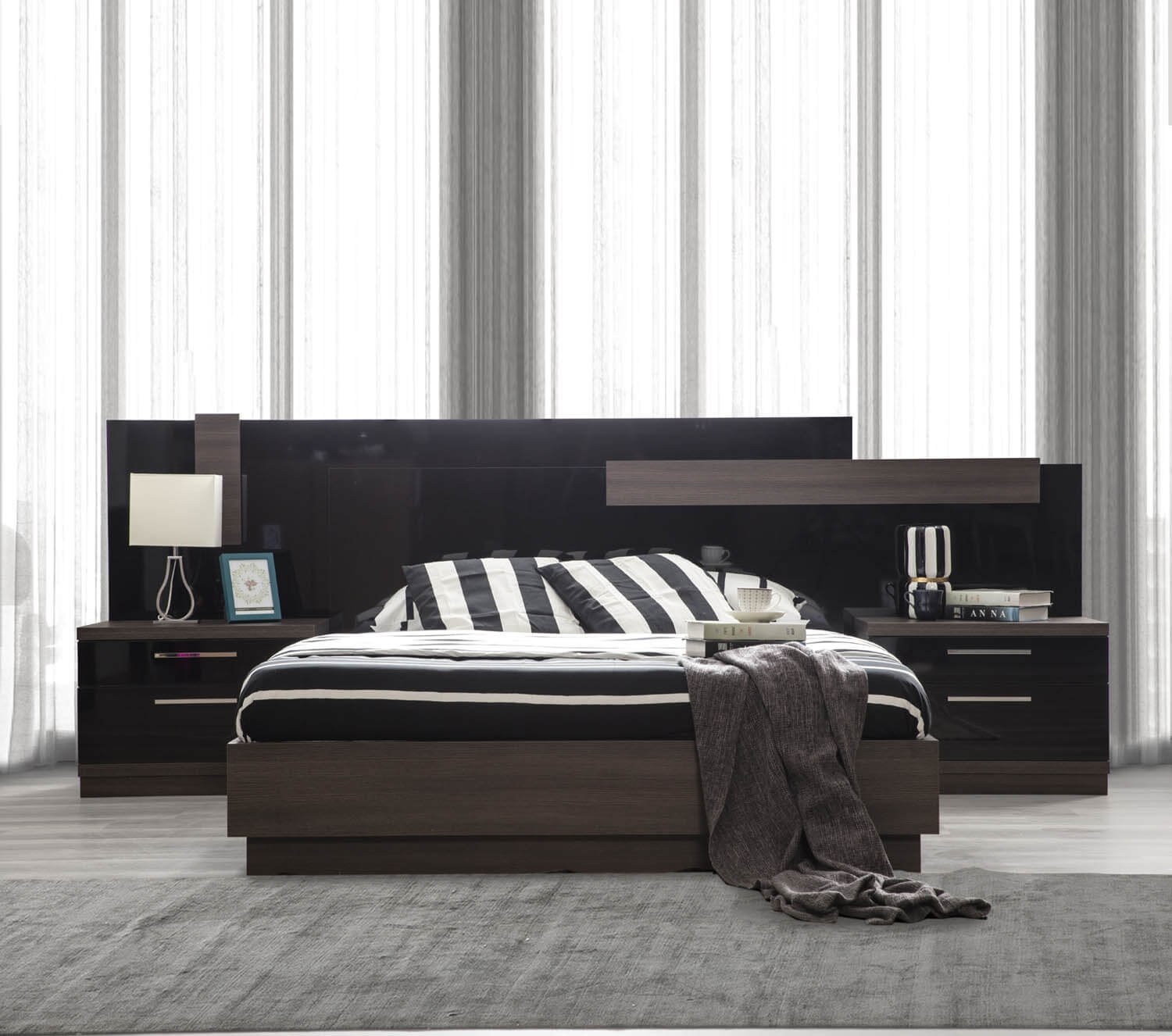Napoli Wood LED Platform King Size Bed