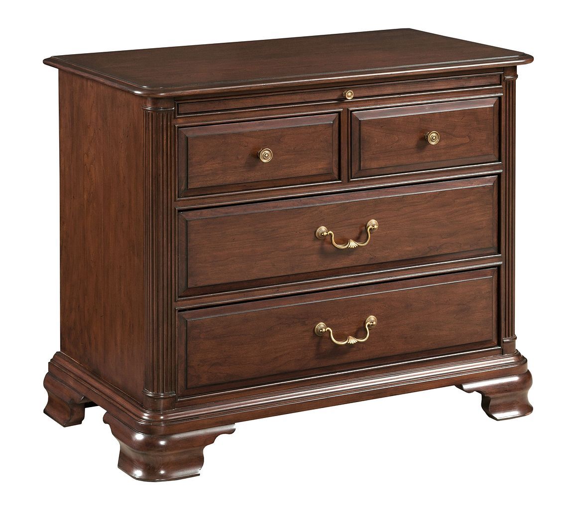 Hadleigh Rice Wood Carved Poster Bedroom Set