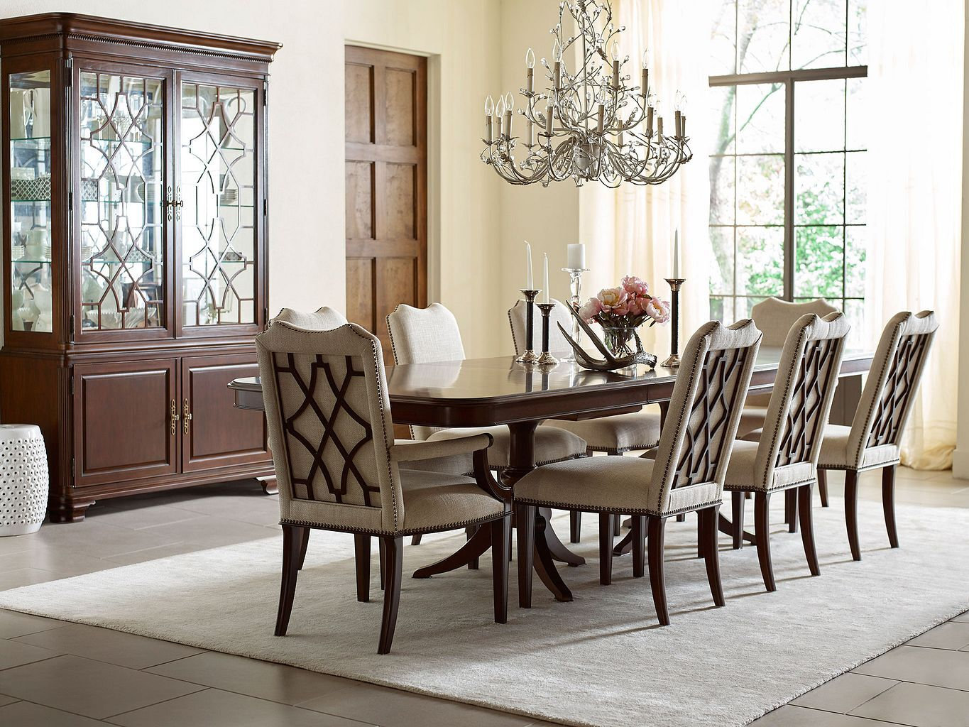 Hadleigh Wood 4-Door China Cabinet