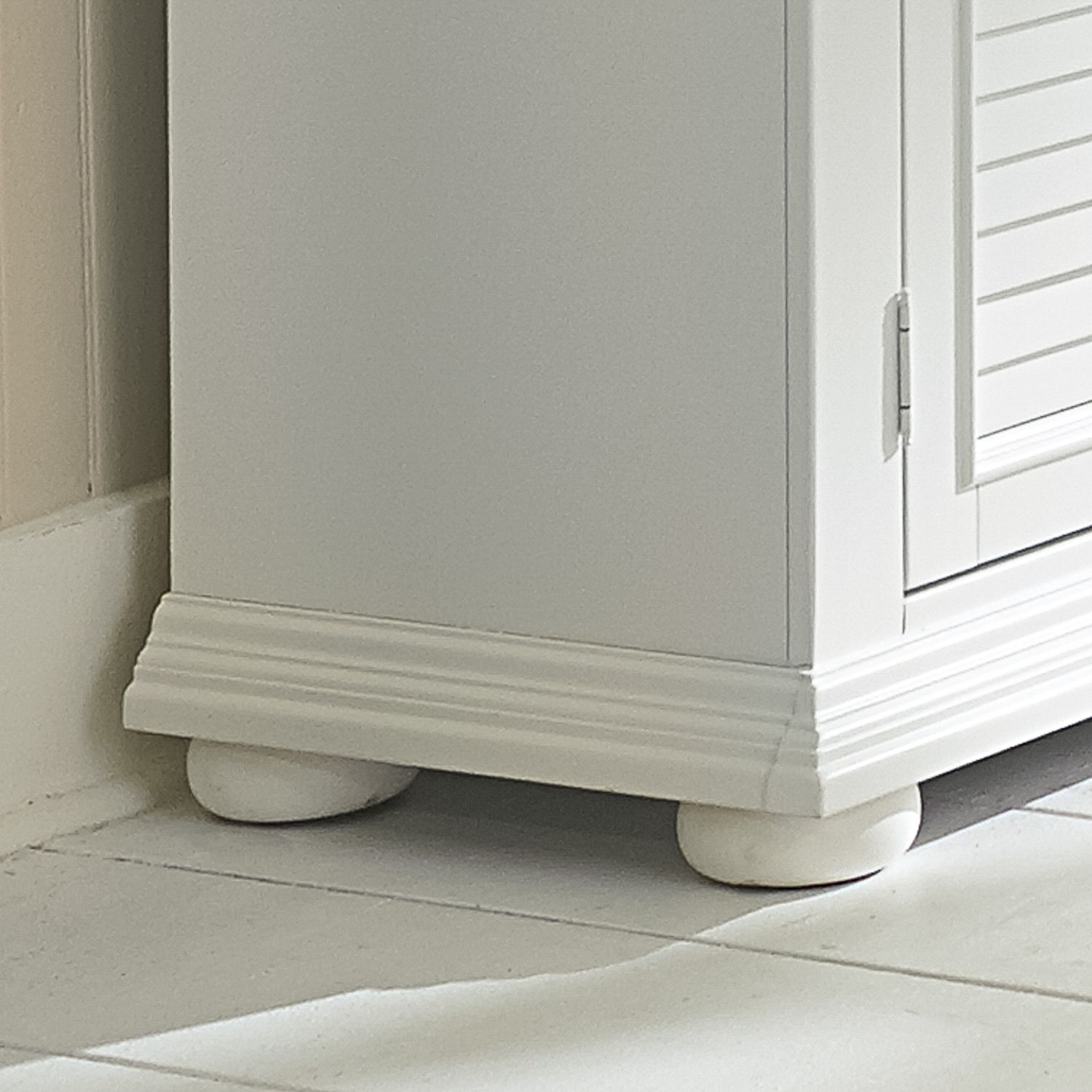 Summer House I MDF/Wood 2-Door 5-Drawer Dresser  & Mirror