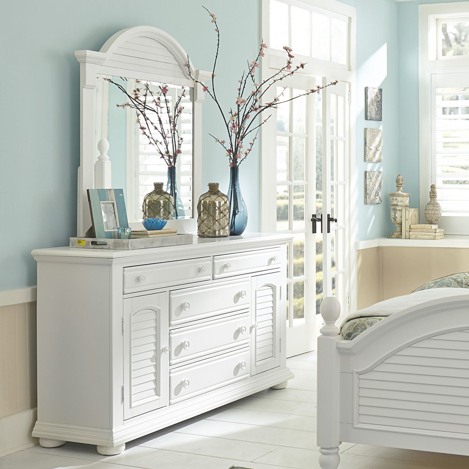 Summer House I MDF/Wood 2-Door 5-Drawer Dresser