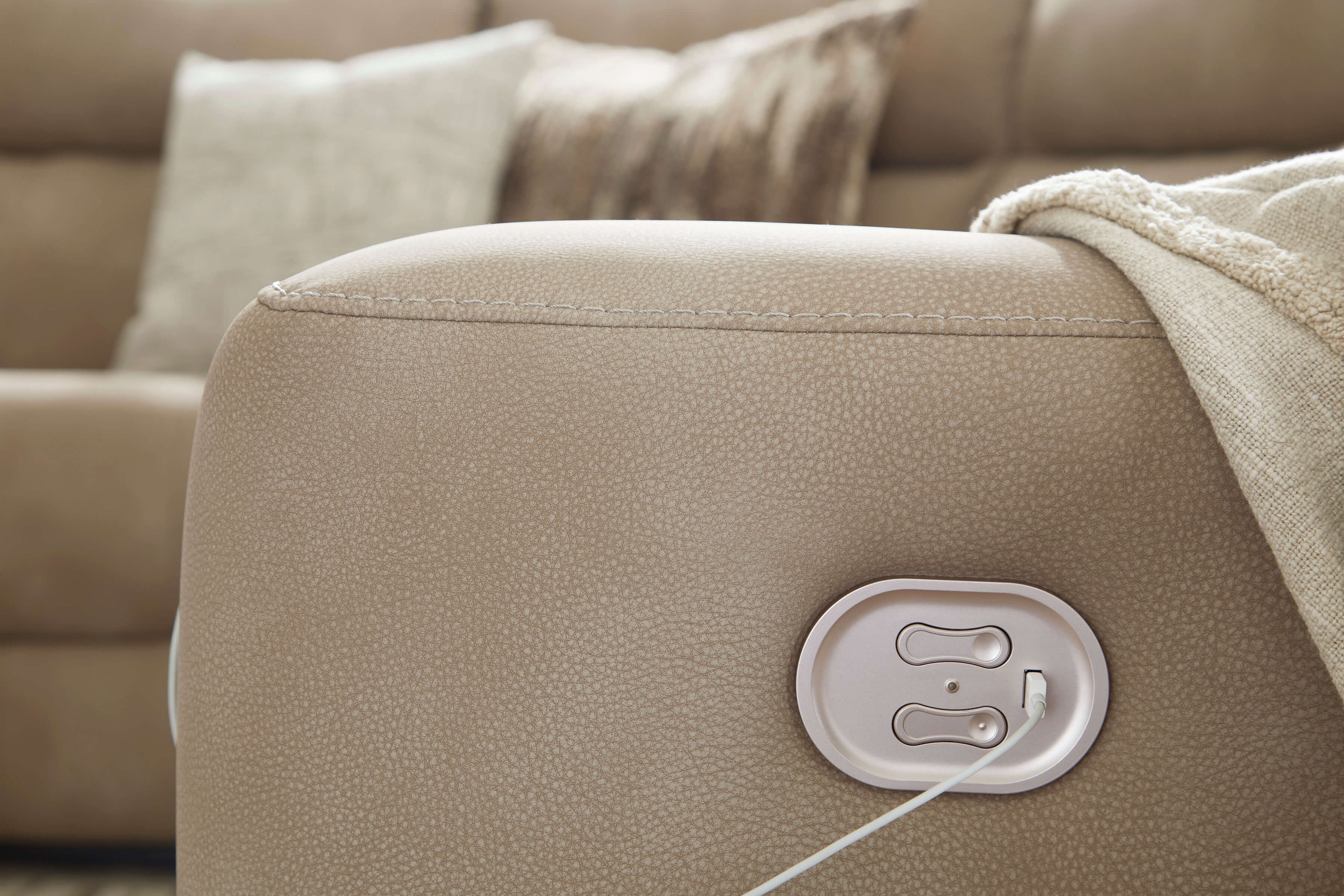 Next-Gen DuraPella 3-Piece Sofa USB Point