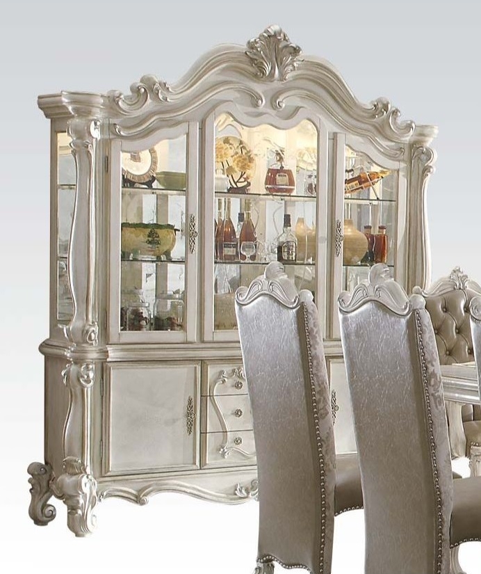 Versailles China Cabinet, Composition 1