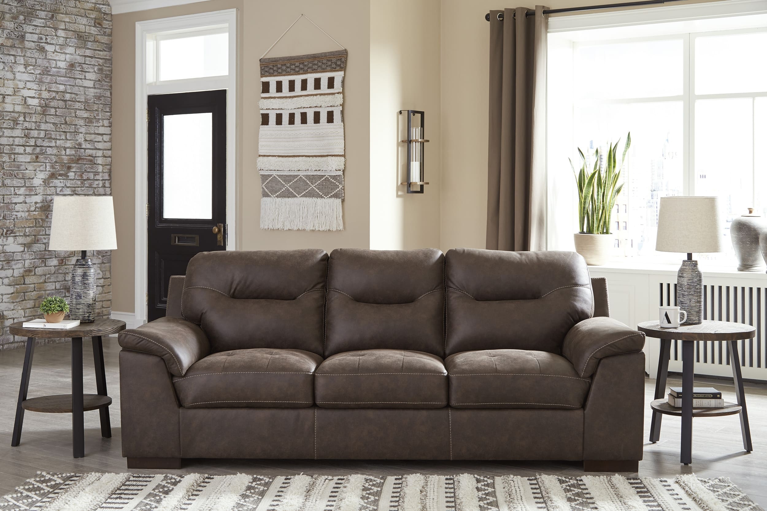 Maderla Sofa