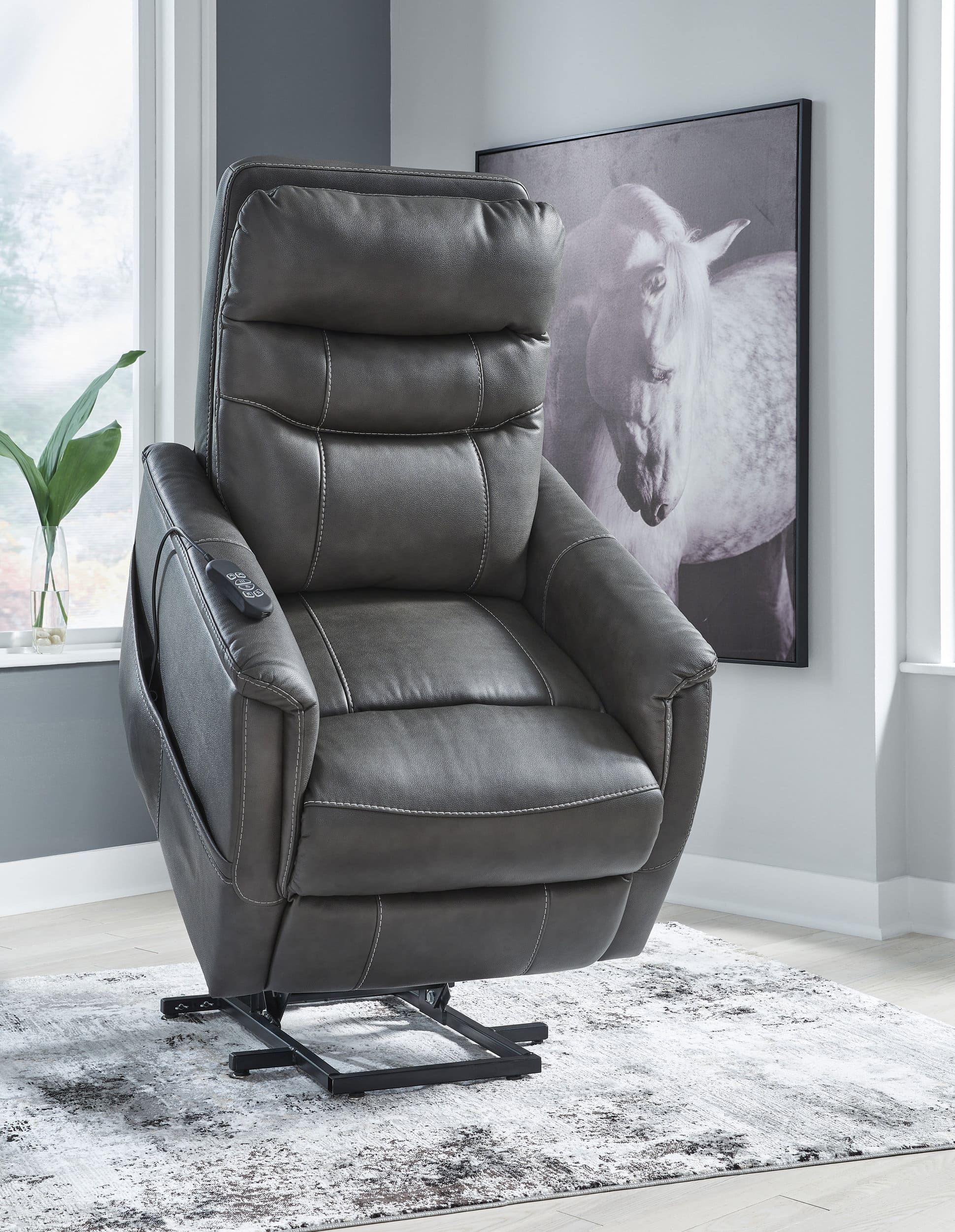 Strawbill Faux Leather Power Lift Massage Recliner