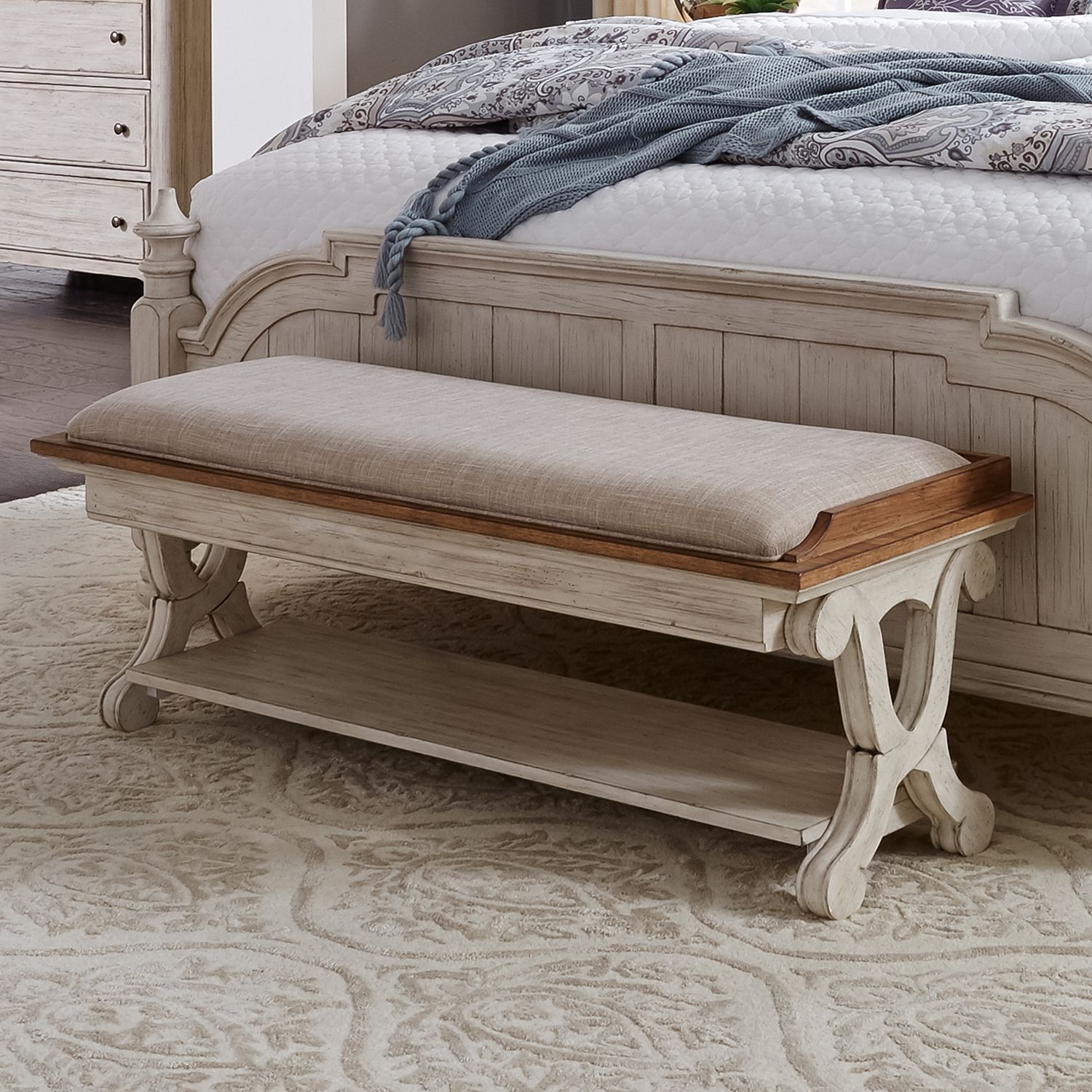 Farmhouse Reimagined Wood Poster Bedroom Set