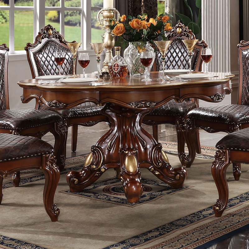 Picardy Wood Round Dining Table