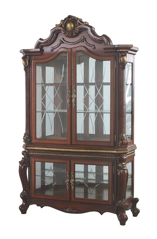 Picardy Wood Round Dining Set