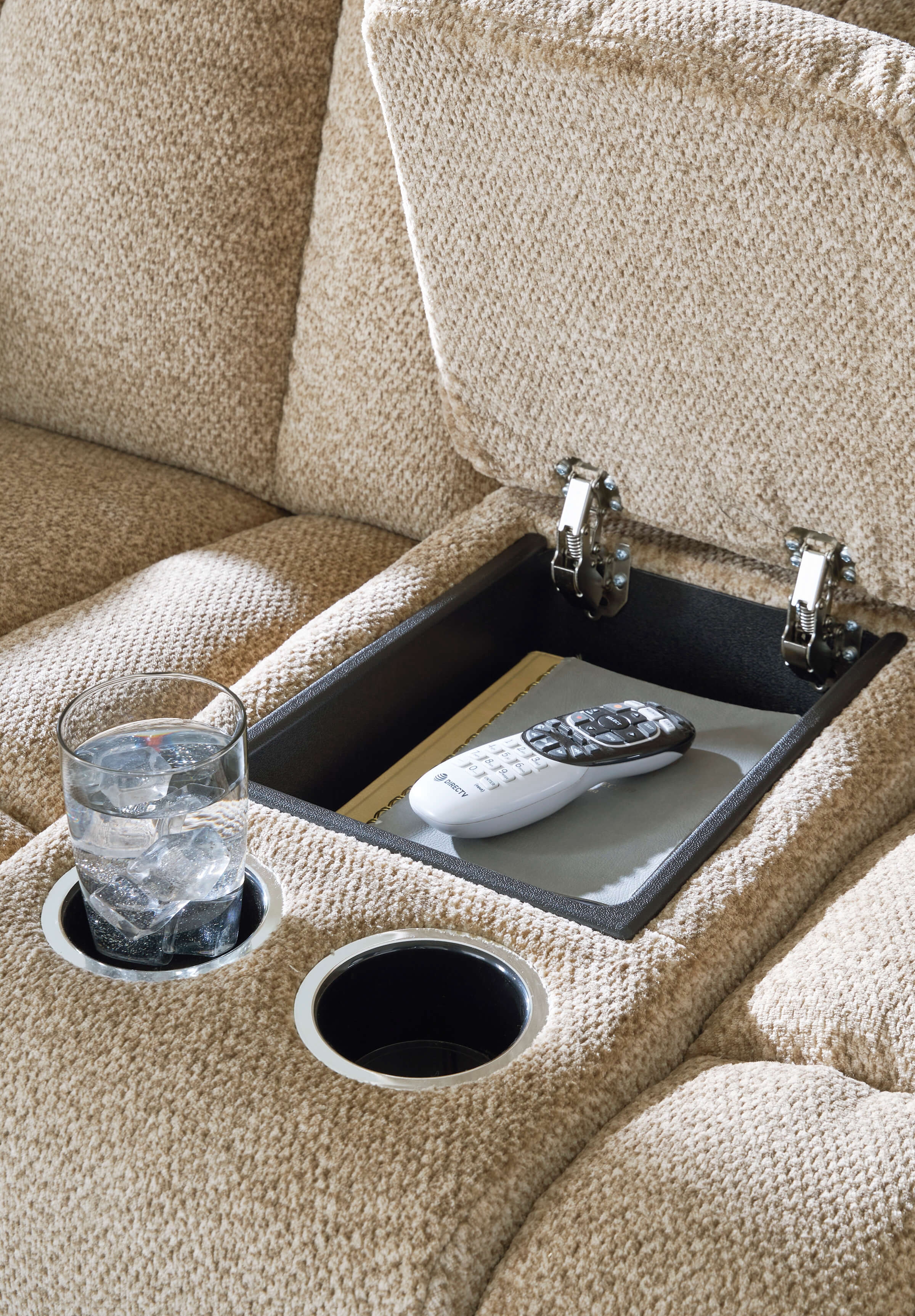 Ashley Tip-Off Power Reclining Sofa detail