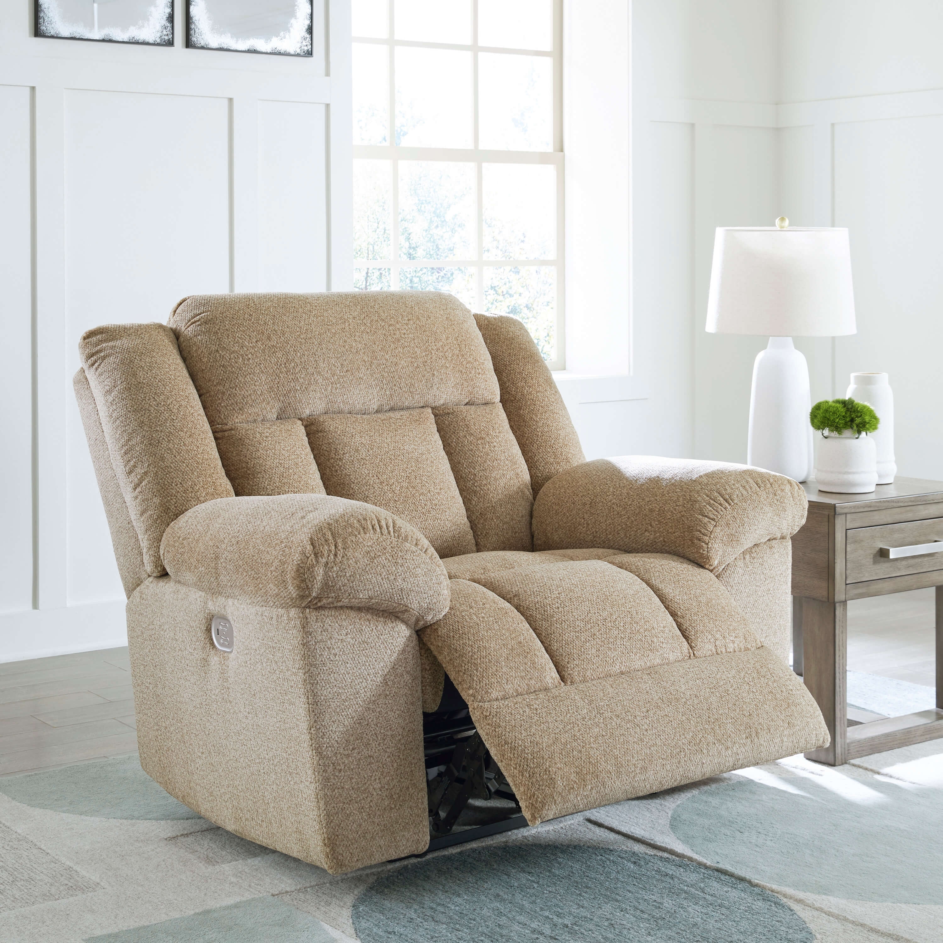 Tip-Off Oversized Dual Power Recliner loveseat