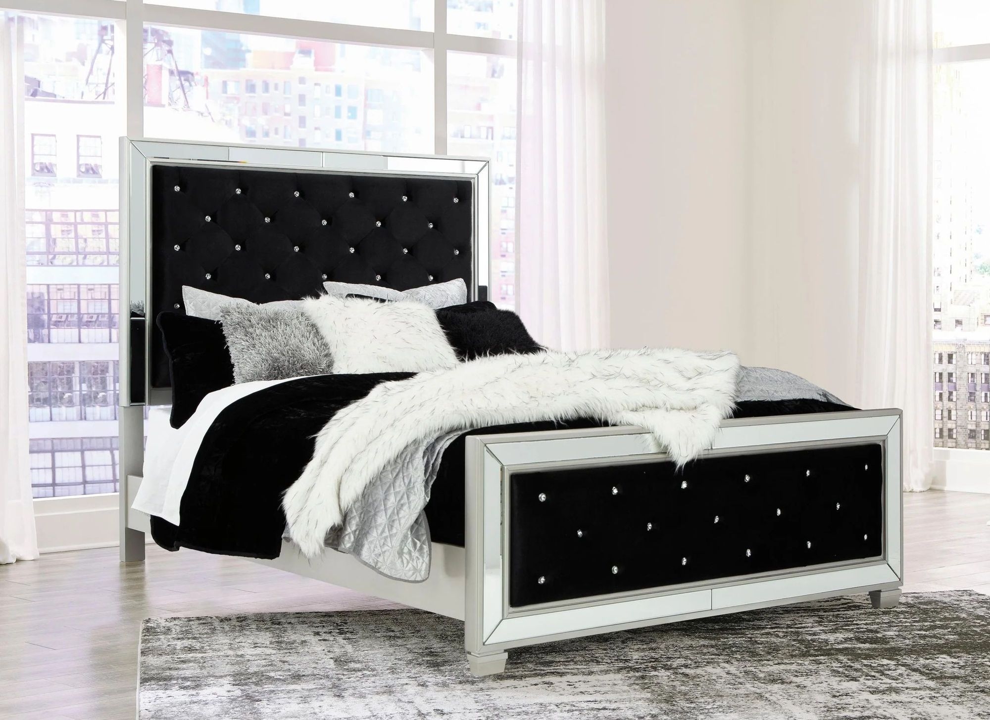 Lindenfield Velvet Upholstered Panel Bed