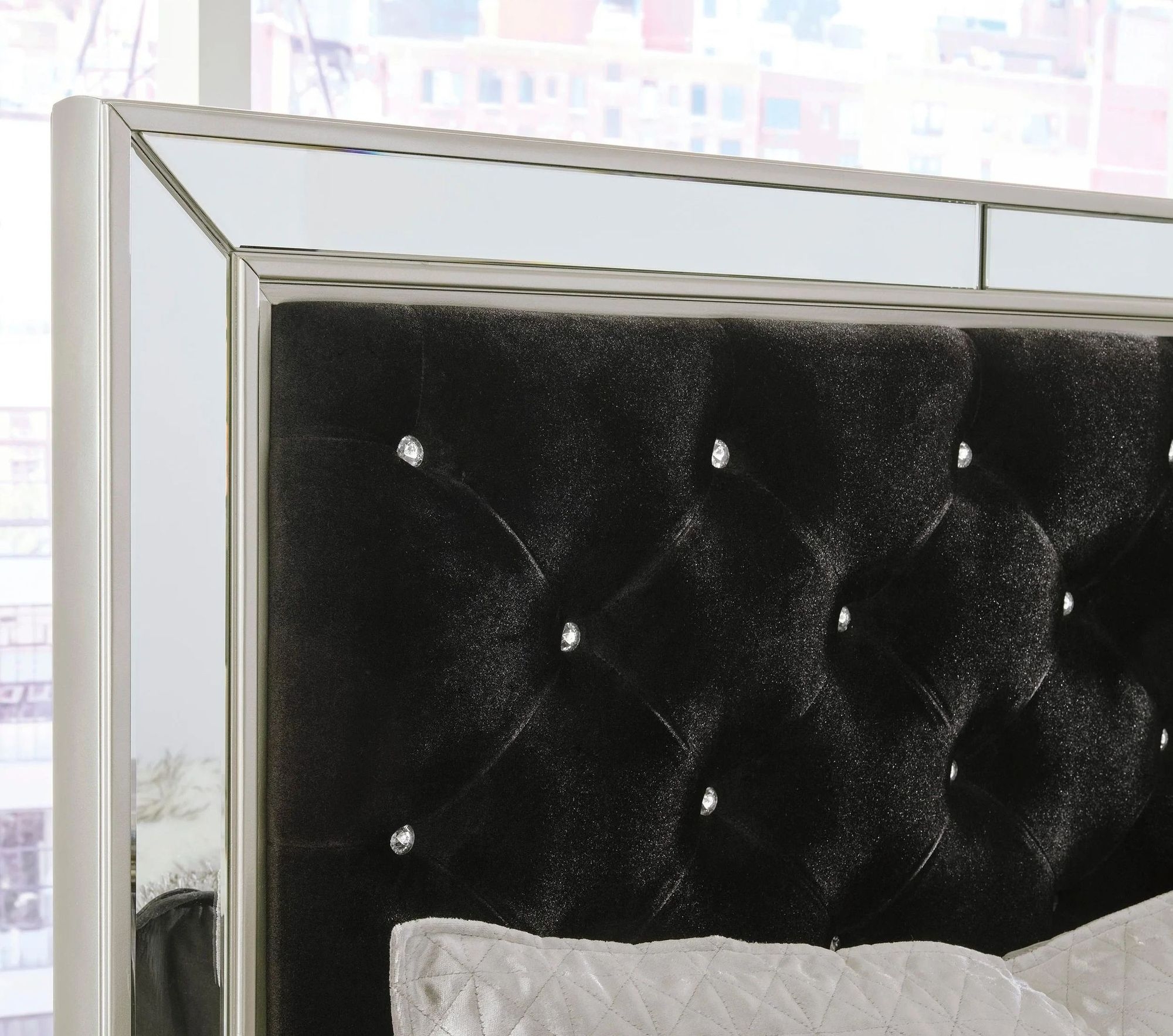 SM Lindenfield Velvet Upholstered King Size Panel Bed