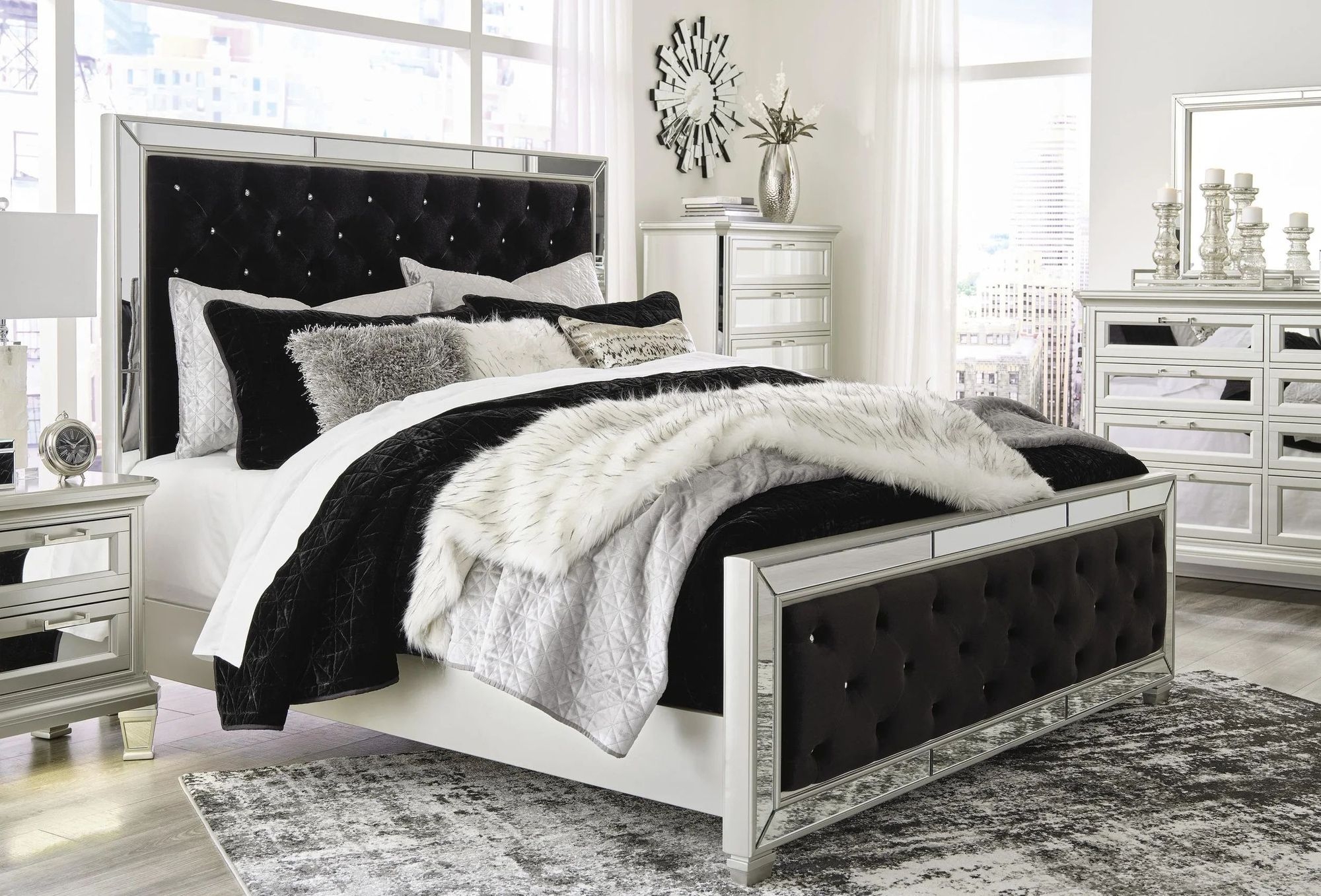 Lindenfield Velvet Upholstered Panel Bed
