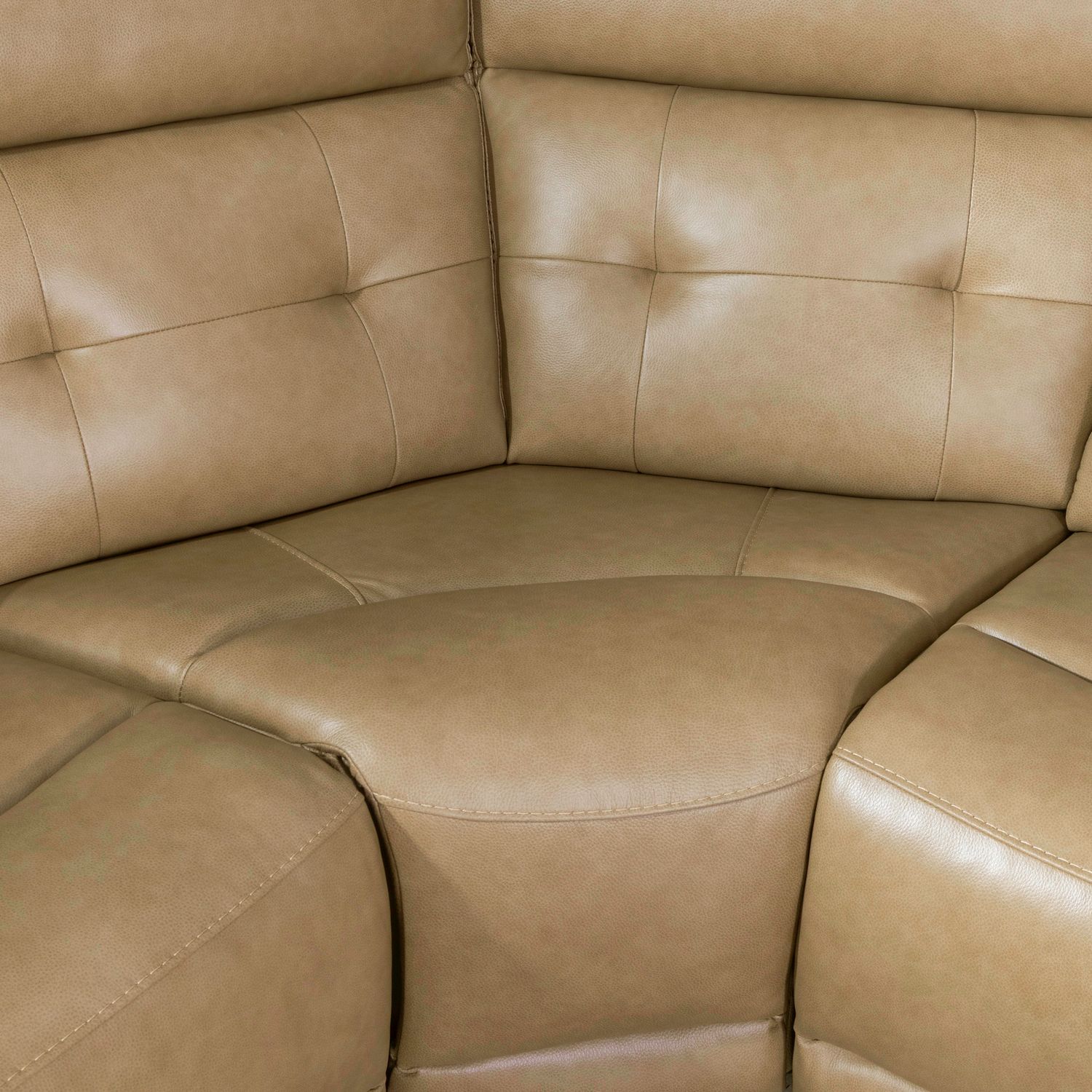 Carrington Leather 6-Piece Power Reclining Sectional w/USB Chargers