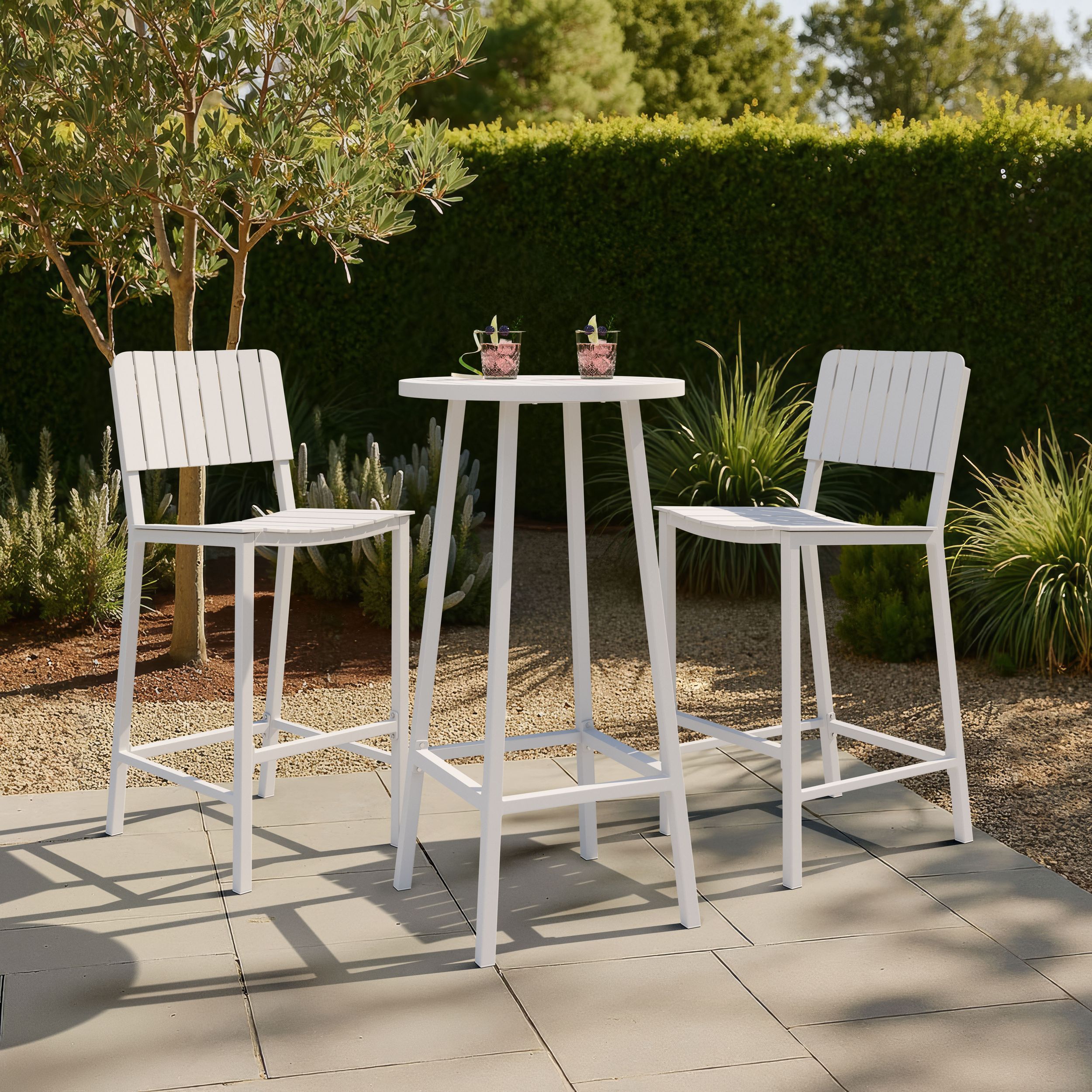 Ren Round Aluminum Outdoor Bar Table