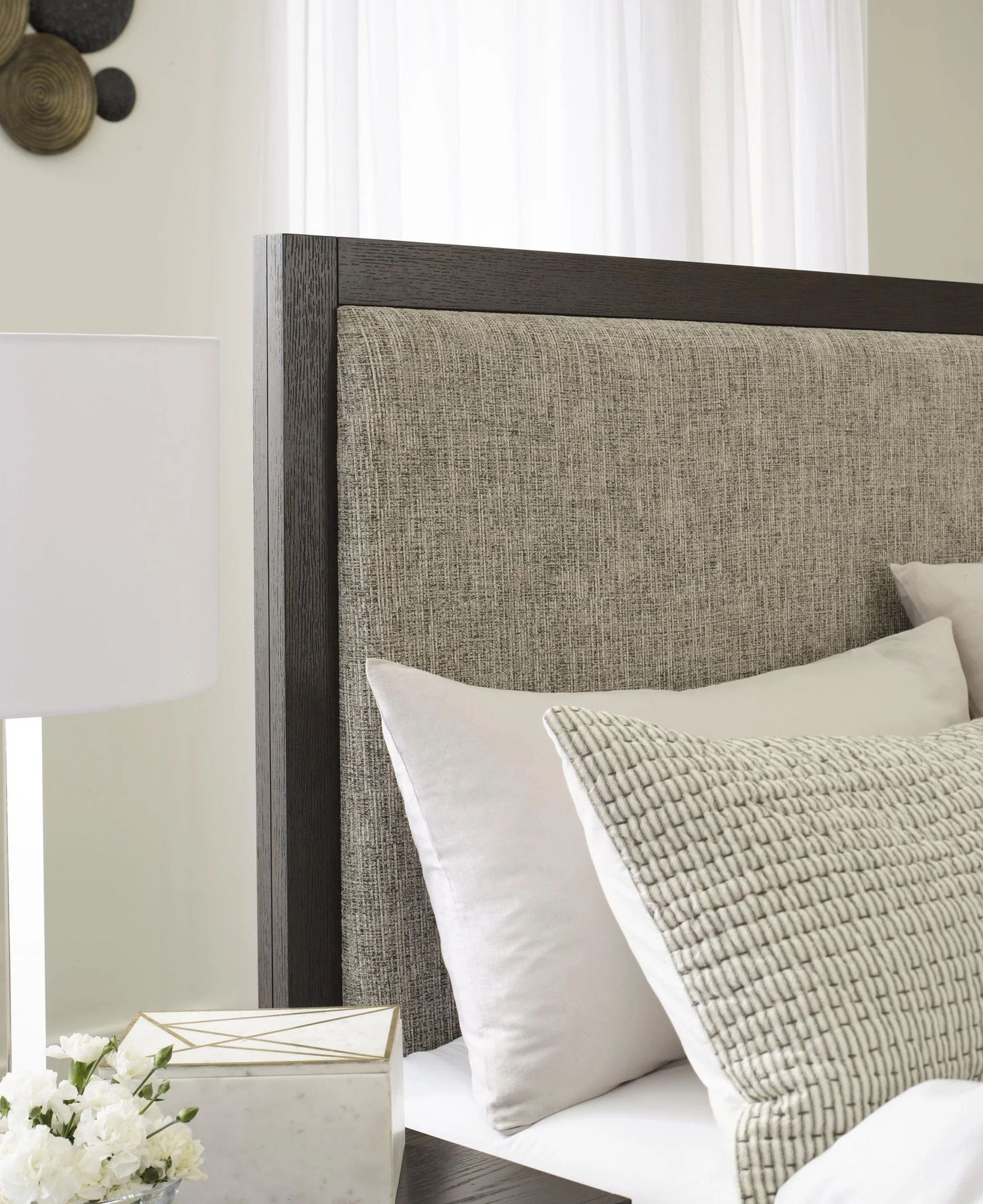 Ashley SM Burkhaus Polyester Upholstered Queen Size Panel Bed