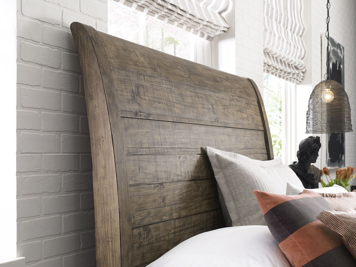 Plank Road Eastburn Wood Sleigh Bedroom Set