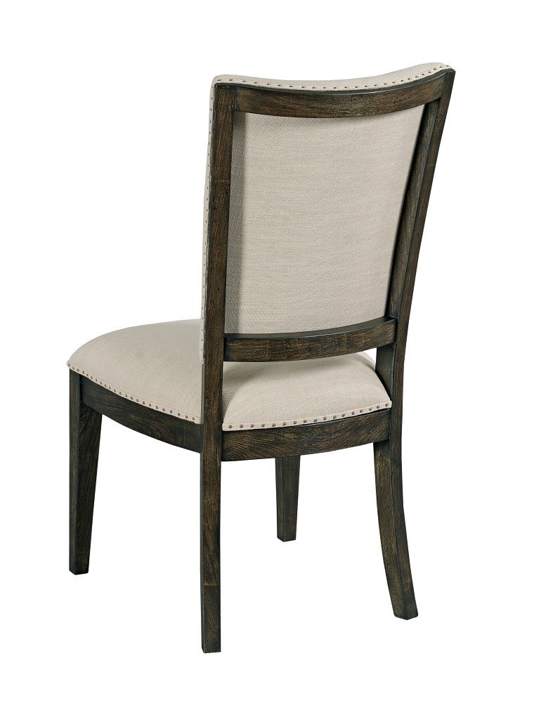 Plank Road Button Round Wood Extendable Dining Room Set