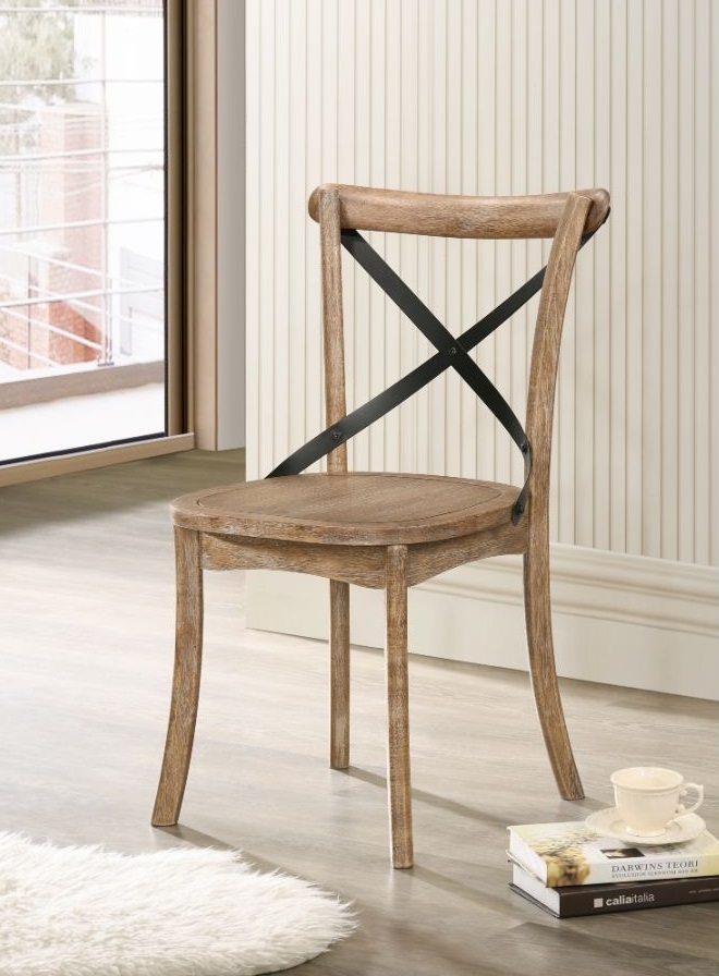 Kendric Wood Round Dining Room Set