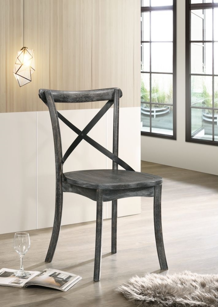 Kendric Wood Round Dining Room Set
