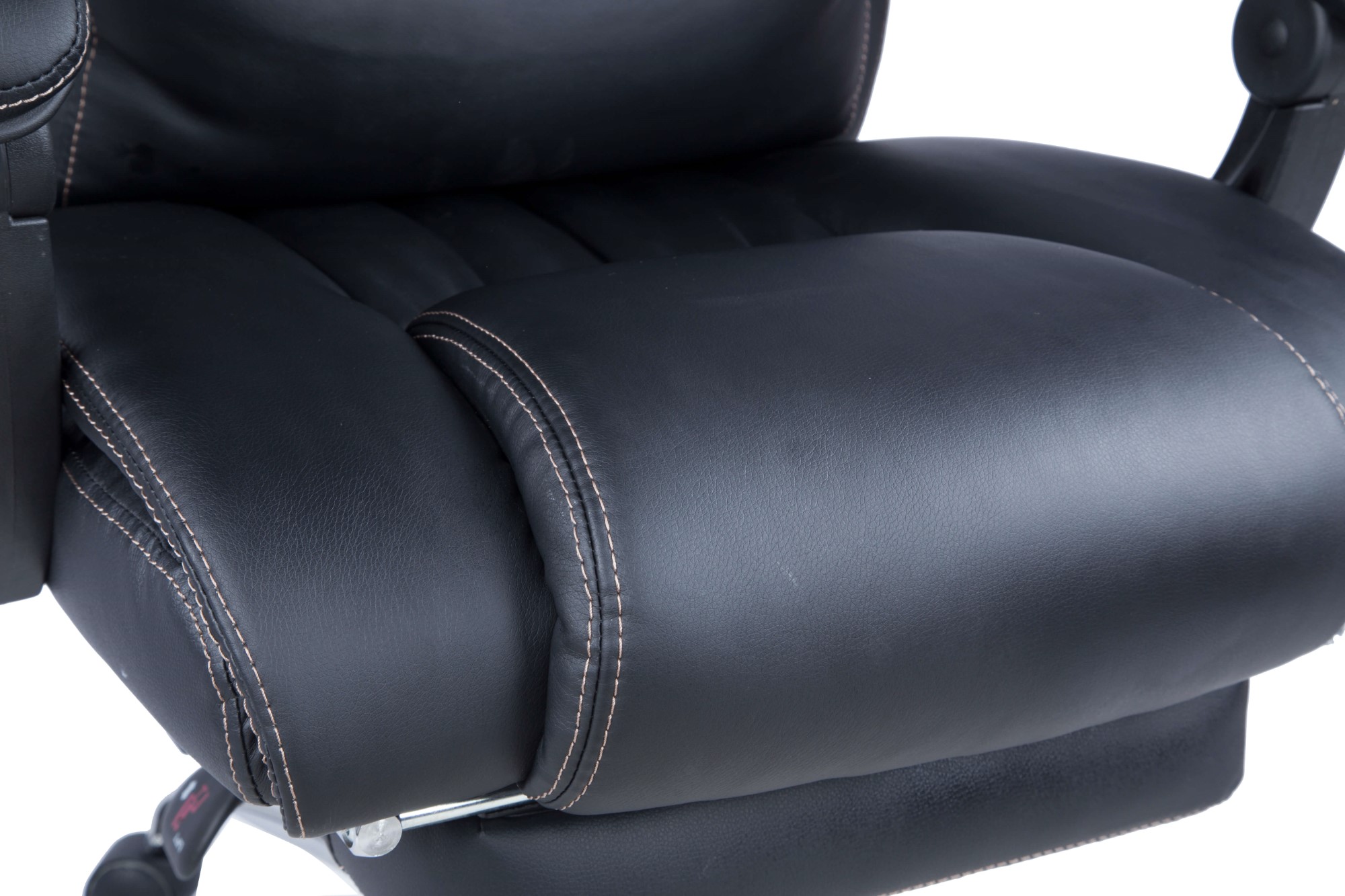 7200 PU Computer Chair w/Extendable Footrest