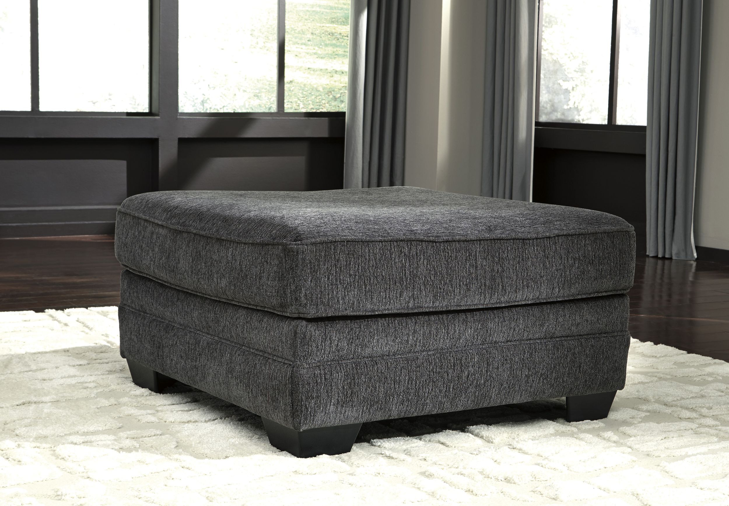 Benchcraft Tracling Oversized Ottoman