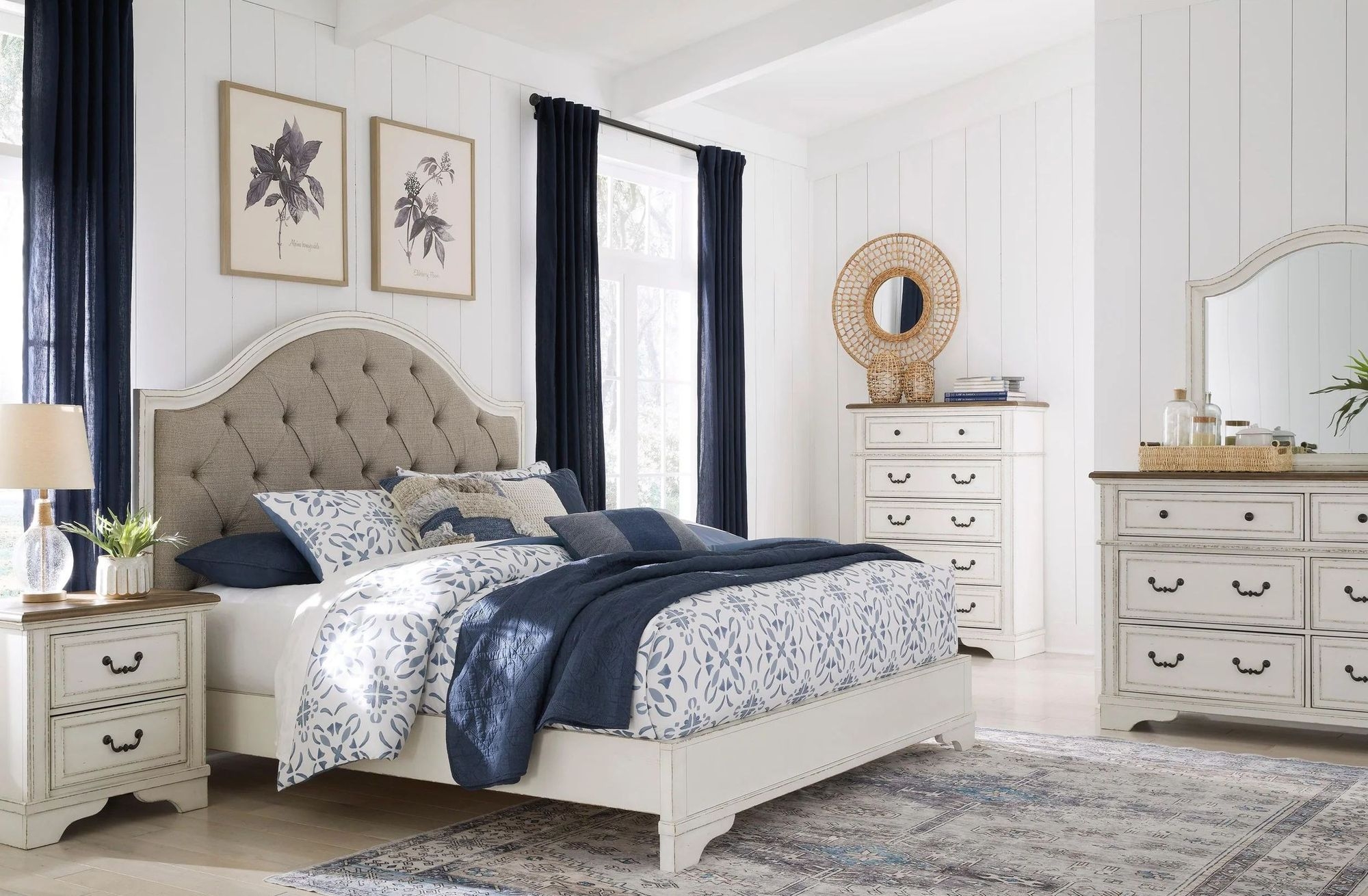 Ashley SM Brollyn Polyester Upholstered Panel Bed