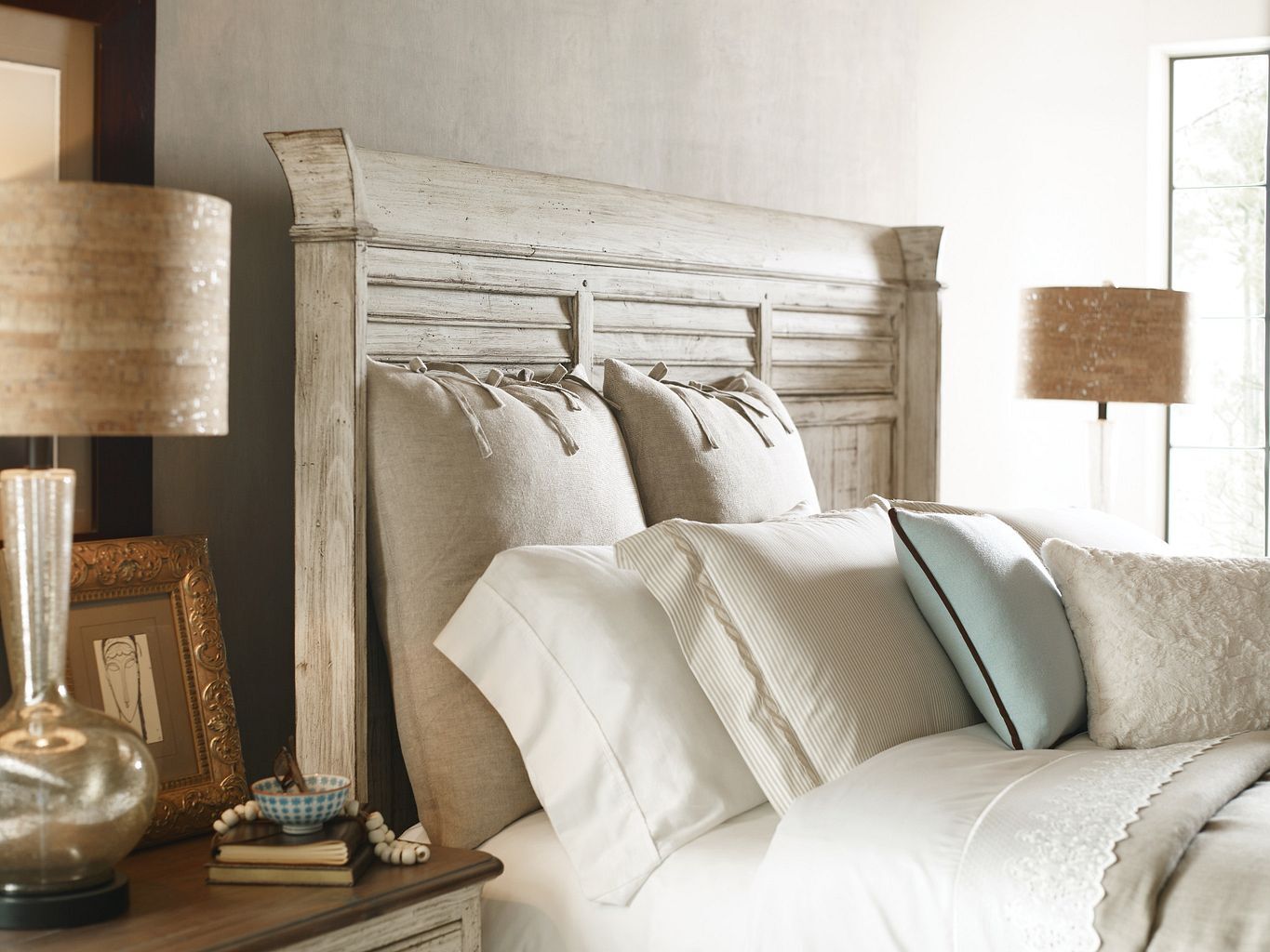 Weatherford Shelter Wood Panel Bedroom Set