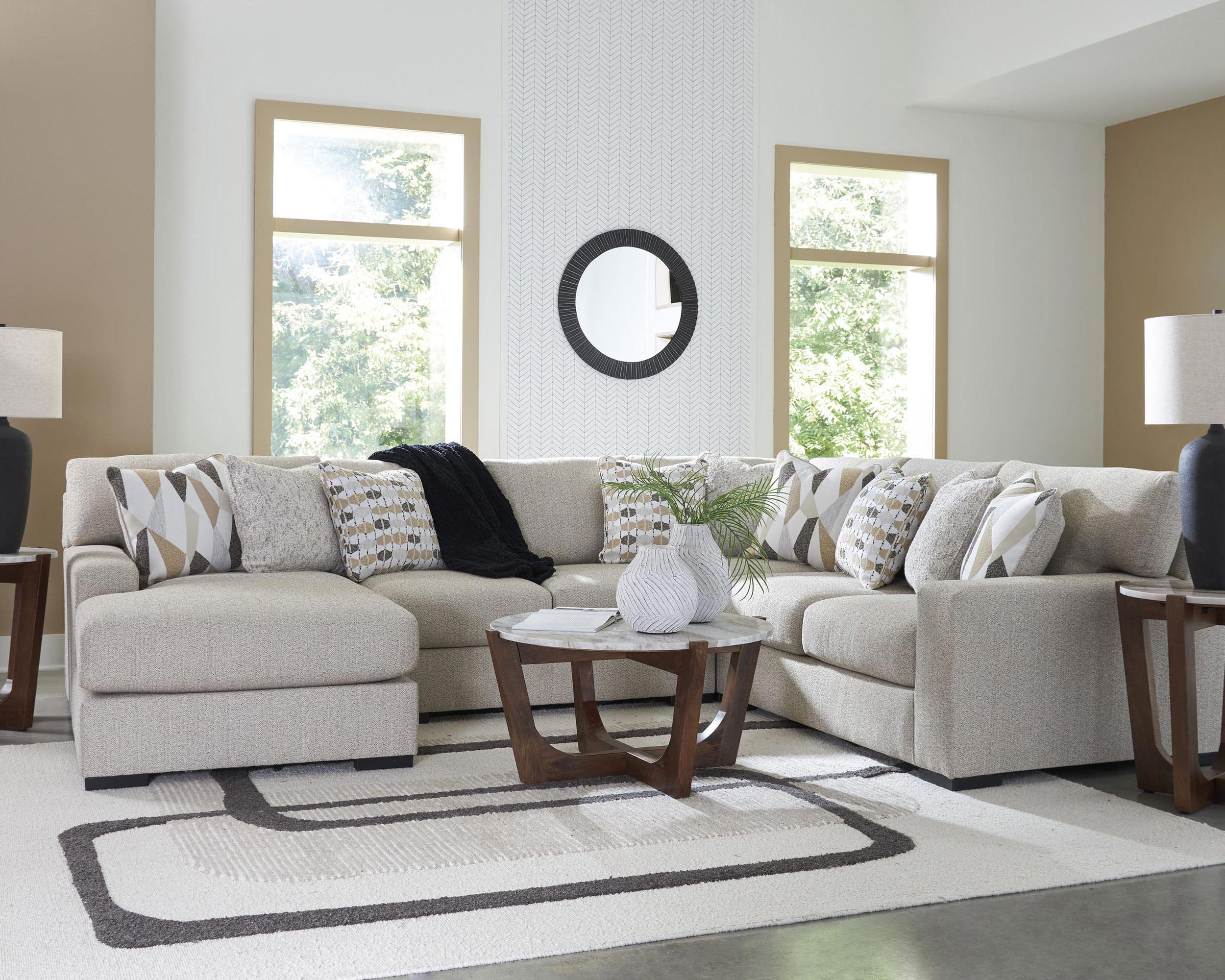 Laurelgrove U-Shaped Polyester 4-Piece Sectional with Chaise